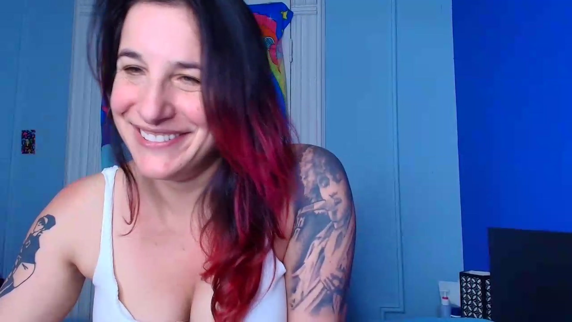 Gallery image thumbnail from abustybabe's myfreecams stream on, 05/18/2026, 21:51 image 15 of 20