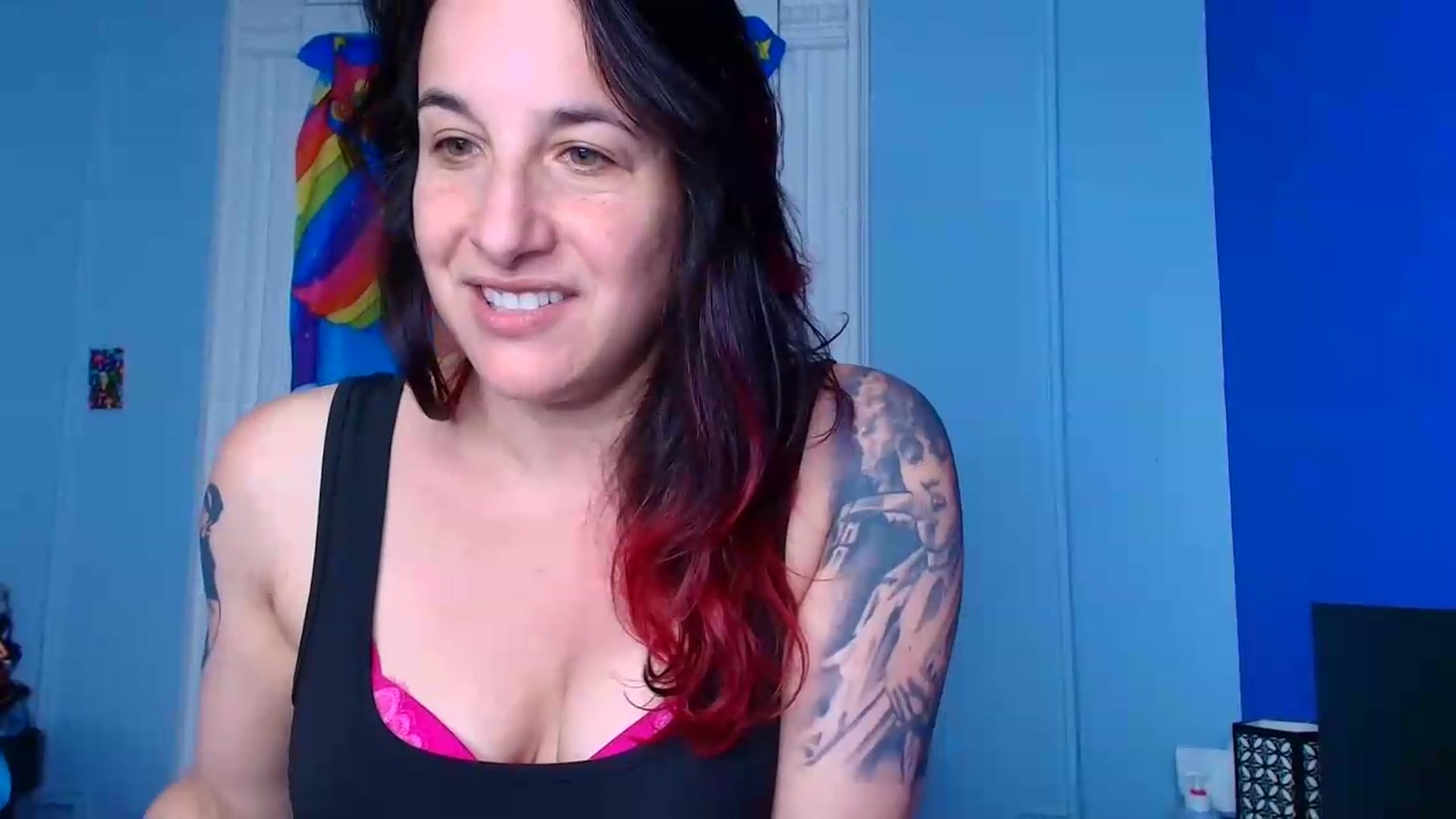Gallery image thumbnail from abustybabe's myfreecams stream on, 05/19/2026, 21:29 image 7 of 20