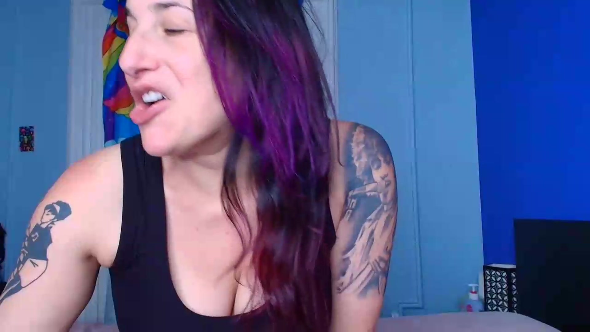 Gallery image thumbnail from abustybabe's myfreecams stream on, 05/26/2026, 21:24 image 7 of 20