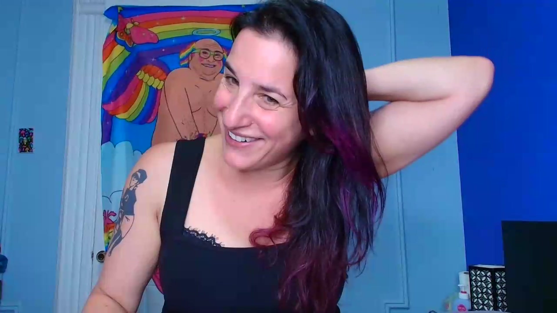 Gallery image thumbnail from abustybabe's myfreecams stream on, 06/09/2026, 21:27 image 20 of 20
