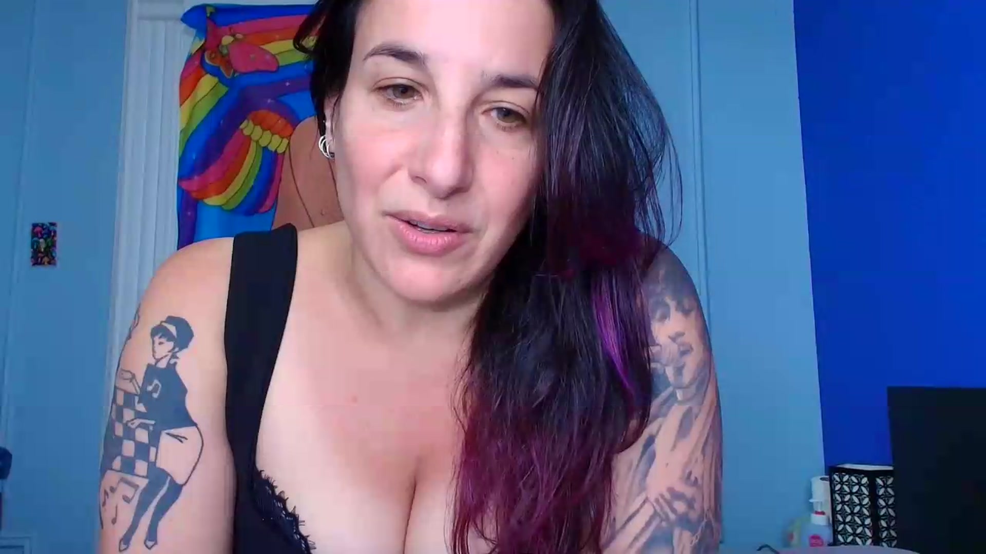 Gallery image thumbnail from abustybabe's myfreecams stream on, 06/09/2026, 21:27 image 15 of 20