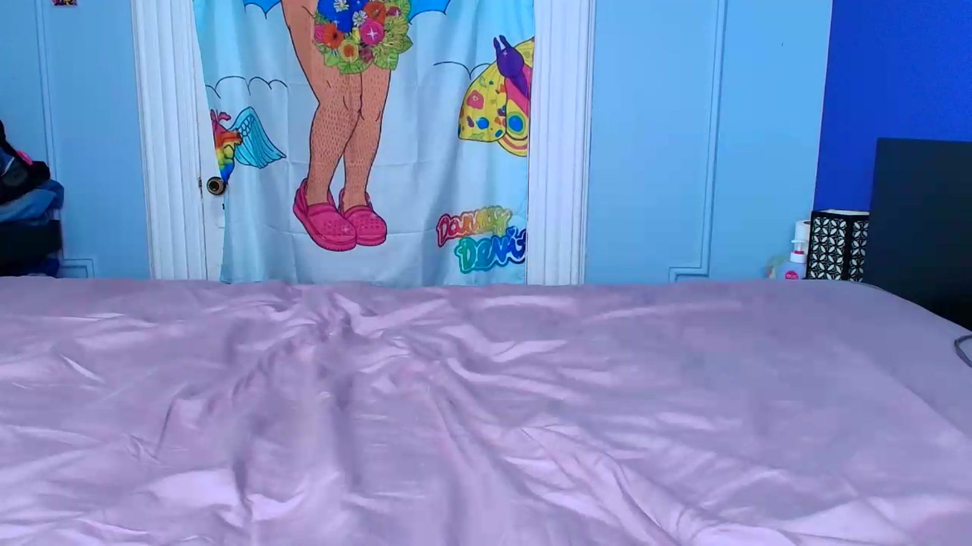 Gallery image thumbnail from abustybabe's myfreecams stream on, 06/10/2026, 21:33 image 12 of 20