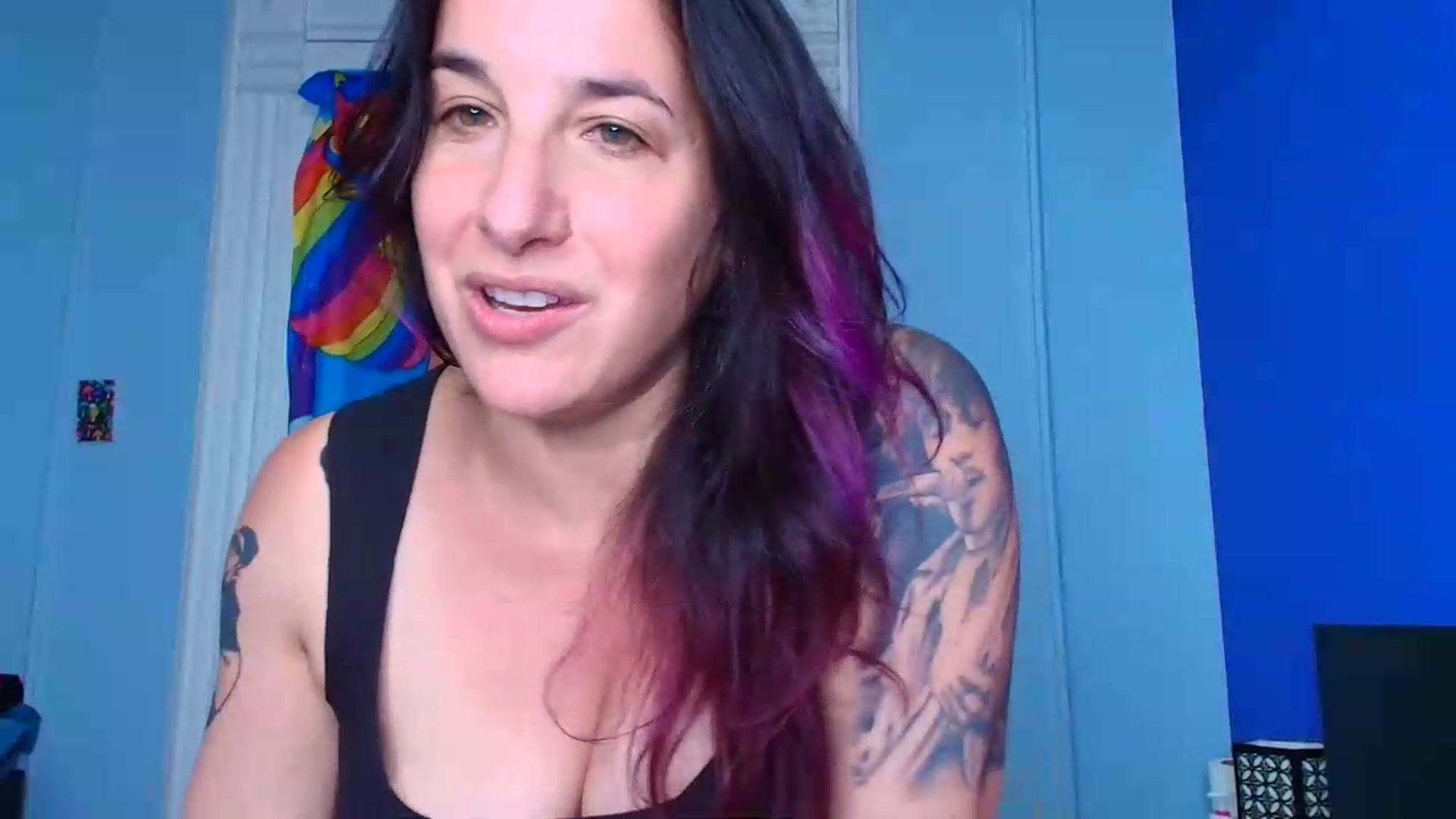 Gallery image thumbnail from abustybabe's myfreecams stream on, 06/10/2026, 21:33 image 13 of 20