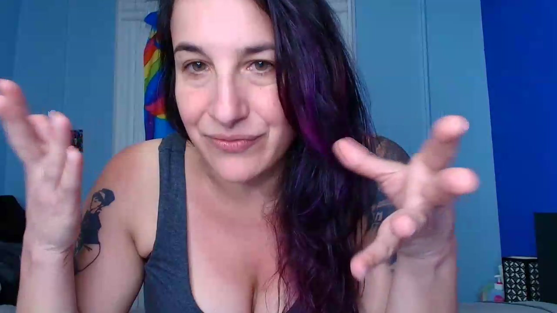 Gallery image thumbnail from abustybabe's myfreecams stream on, 06/15/2026, 21:40 image 18 of 20