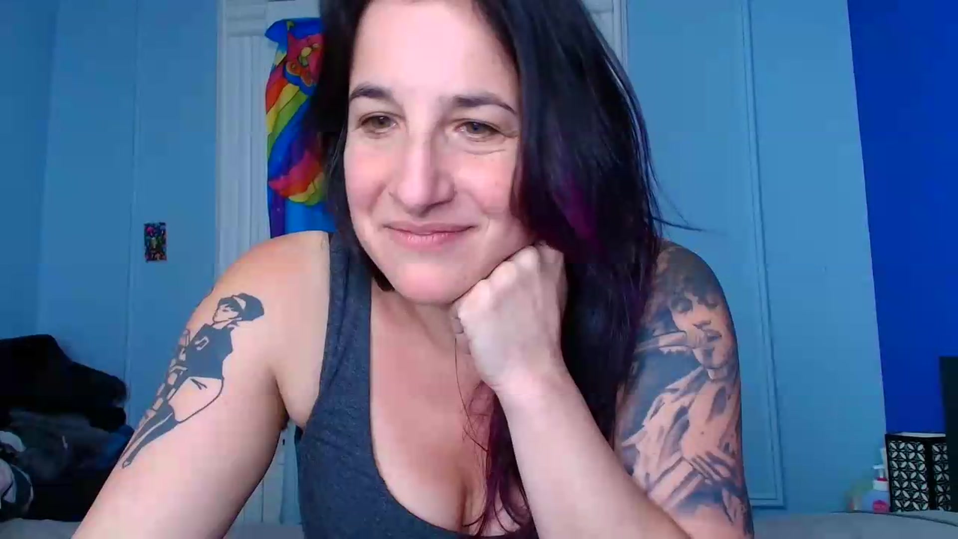 Gallery image thumbnail from abustybabe's myfreecams stream on, 06/15/2026, 21:40 image 11 of 20