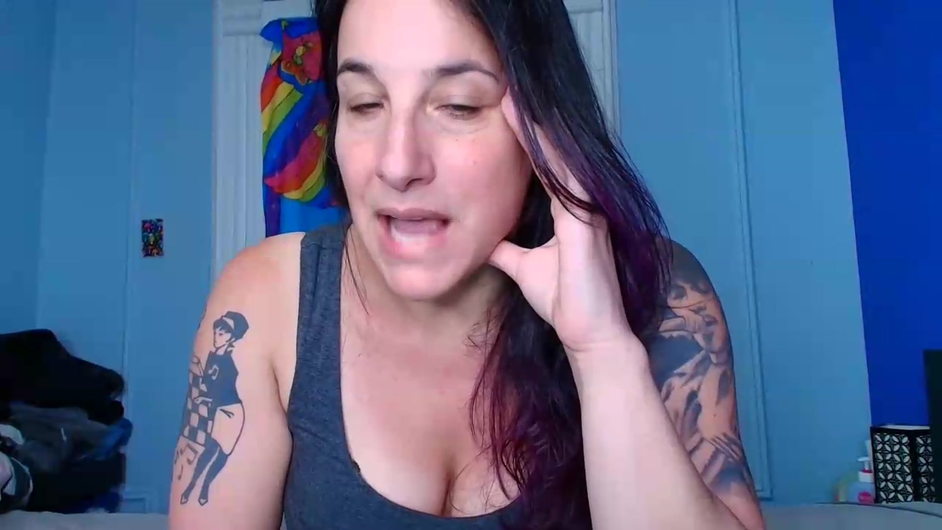 Gallery image thumbnail from abustybabe's myfreecams stream on, 06/15/2026, 21:40 image 8 of 20