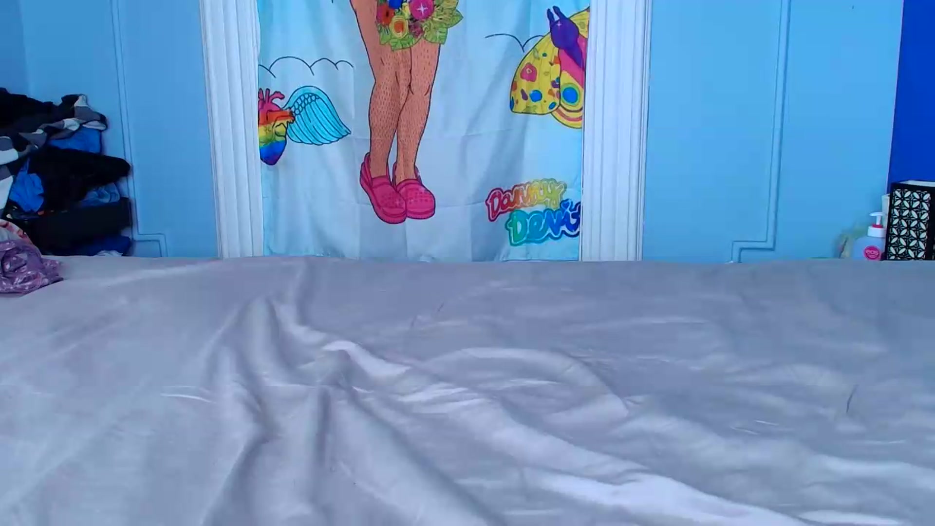 Gallery image thumbnail from abustybabe's myfreecams stream on, 06/19/2026, 19:15 image 11 of 20