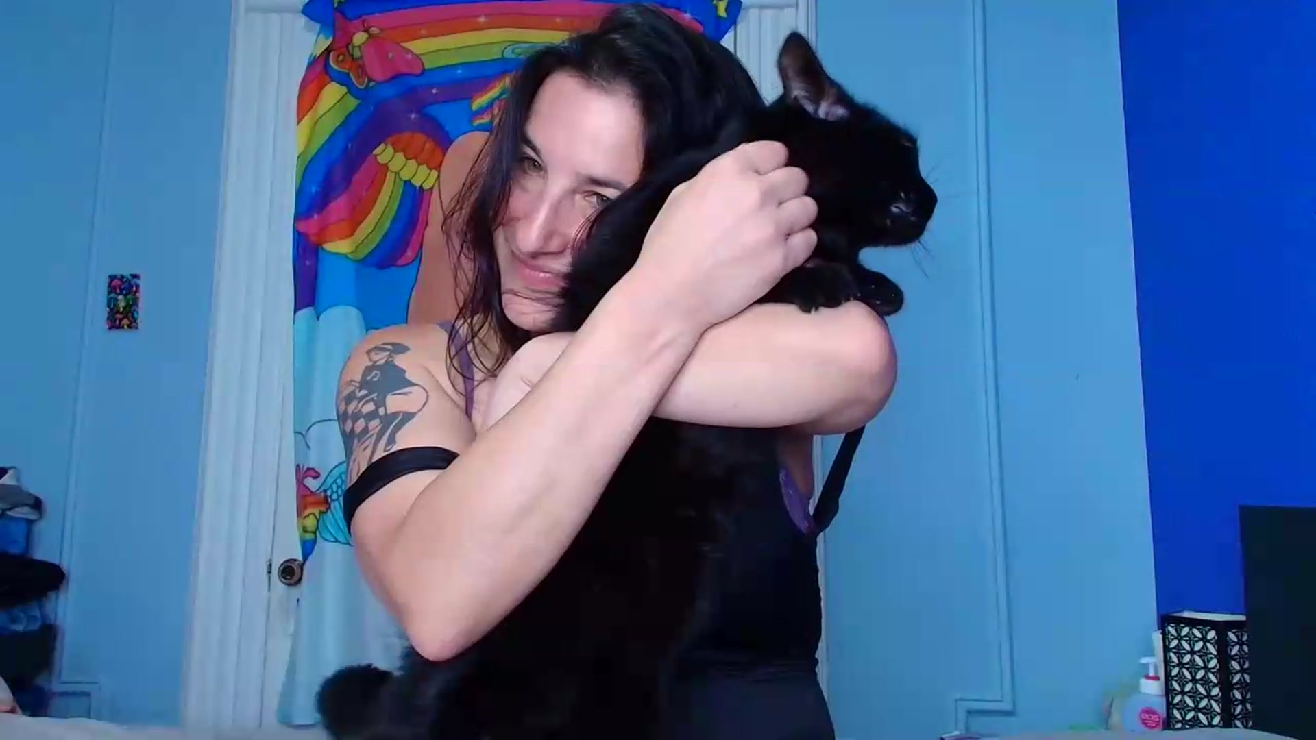 Gallery image thumbnail from abustybabe's myfreecams stream on, 06/19/2026, 19:15 image 3 of 20