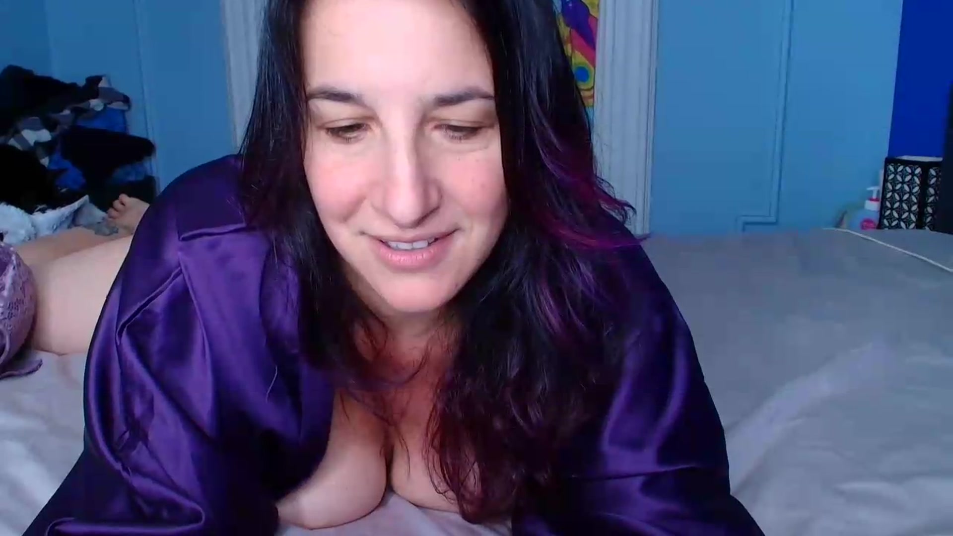 Gallery image thumbnail from abustybabe's myfreecams stream on, 06/19/2026, 21:12 image 11 of 20