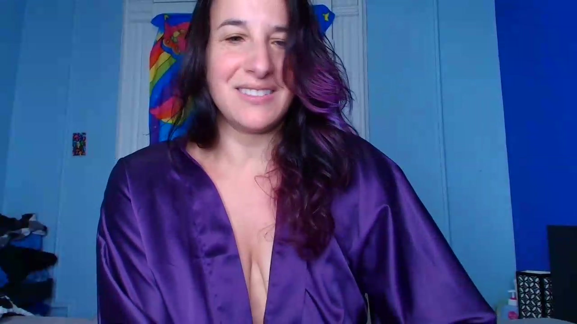 Gallery image thumbnail from abustybabe's myfreecams stream on, 06/19/2026, 21:12 image 17 of 20