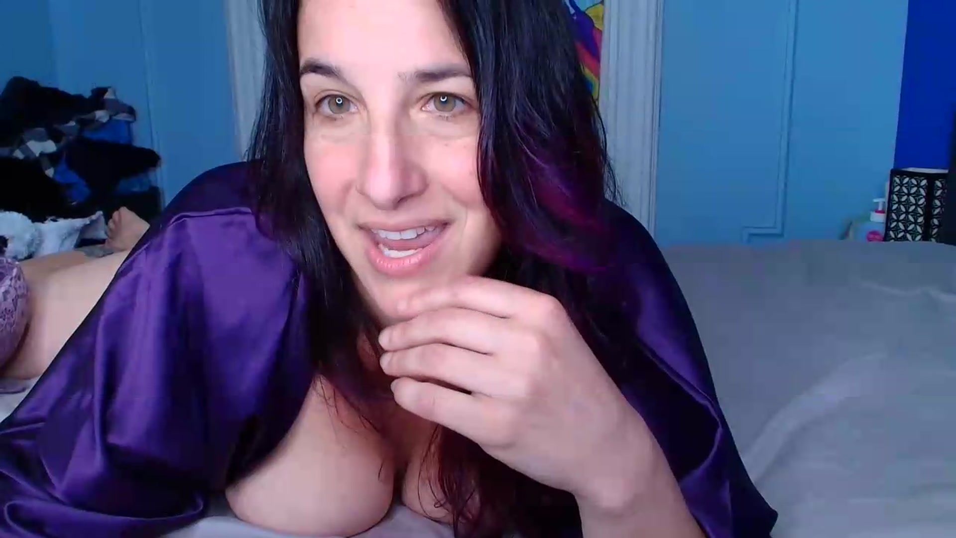 Gallery image thumbnail from abustybabe's myfreecams stream on, 06/19/2026, 21:12 image 12 of 20