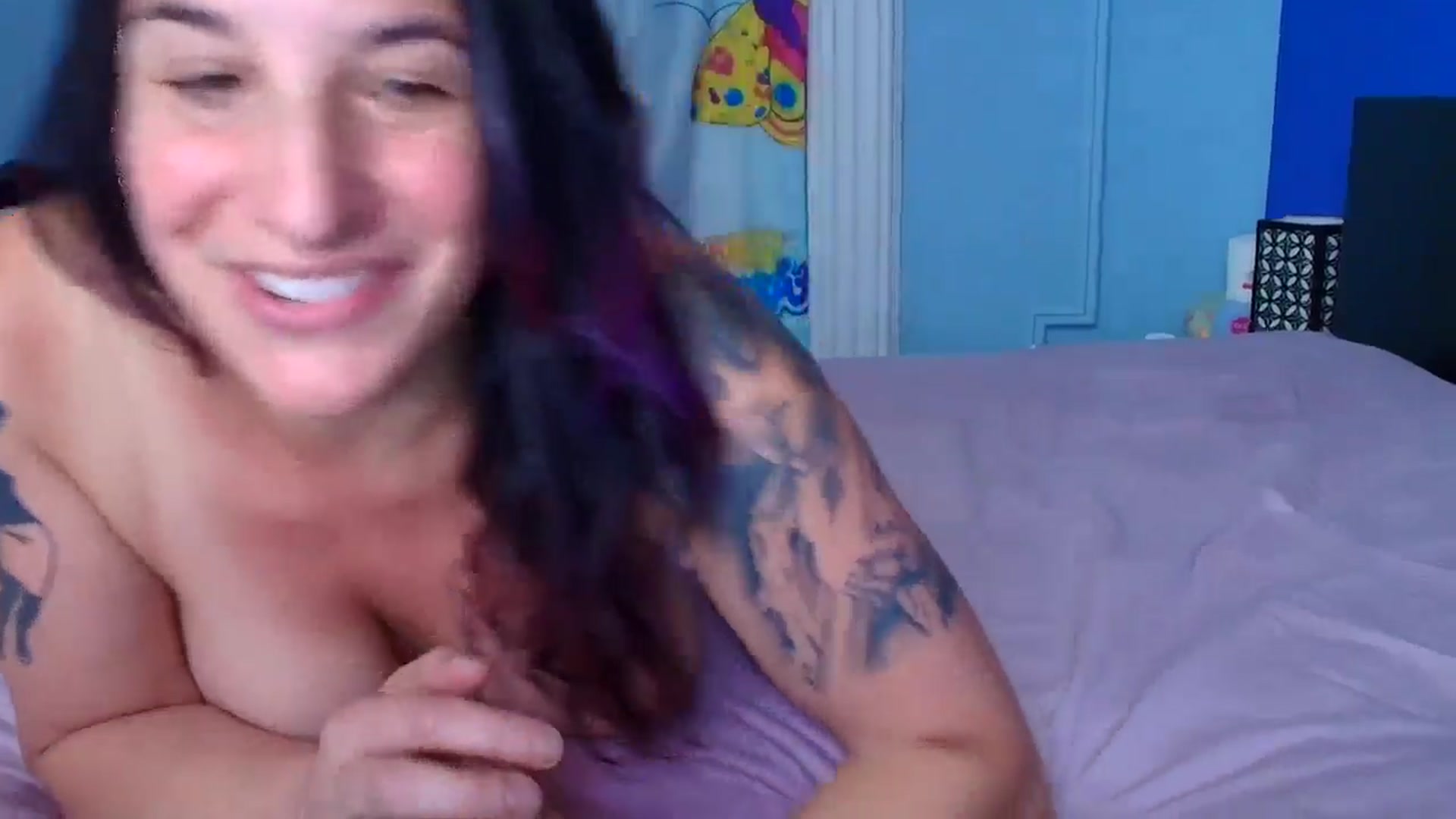 Gallery image thumbnail from abustybabe's myfreecams stream on, 06/30/2026, 21:28 image 12 of 20