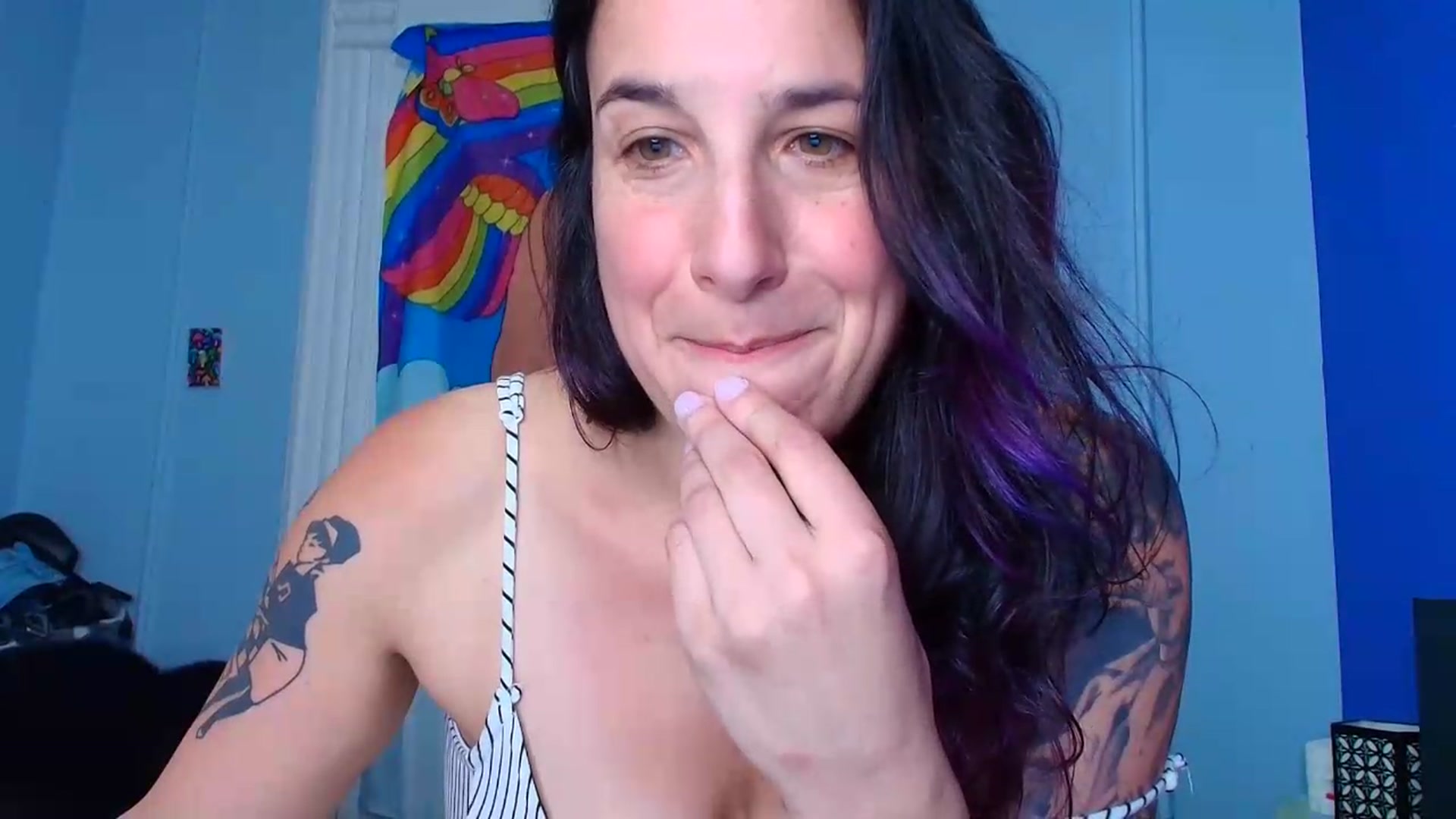 Gallery image thumbnail from abustybabe's myfreecams stream on, 07/01/2026, 21:31 image 5 of 20