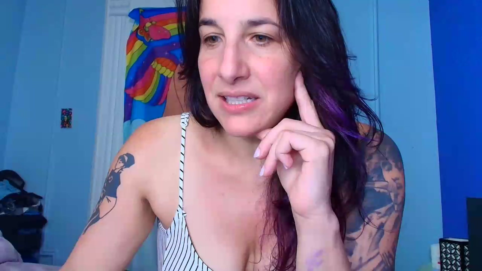 Gallery image thumbnail from abustybabe's myfreecams stream on, 07/01/2026, 21:31 image 2 of 20