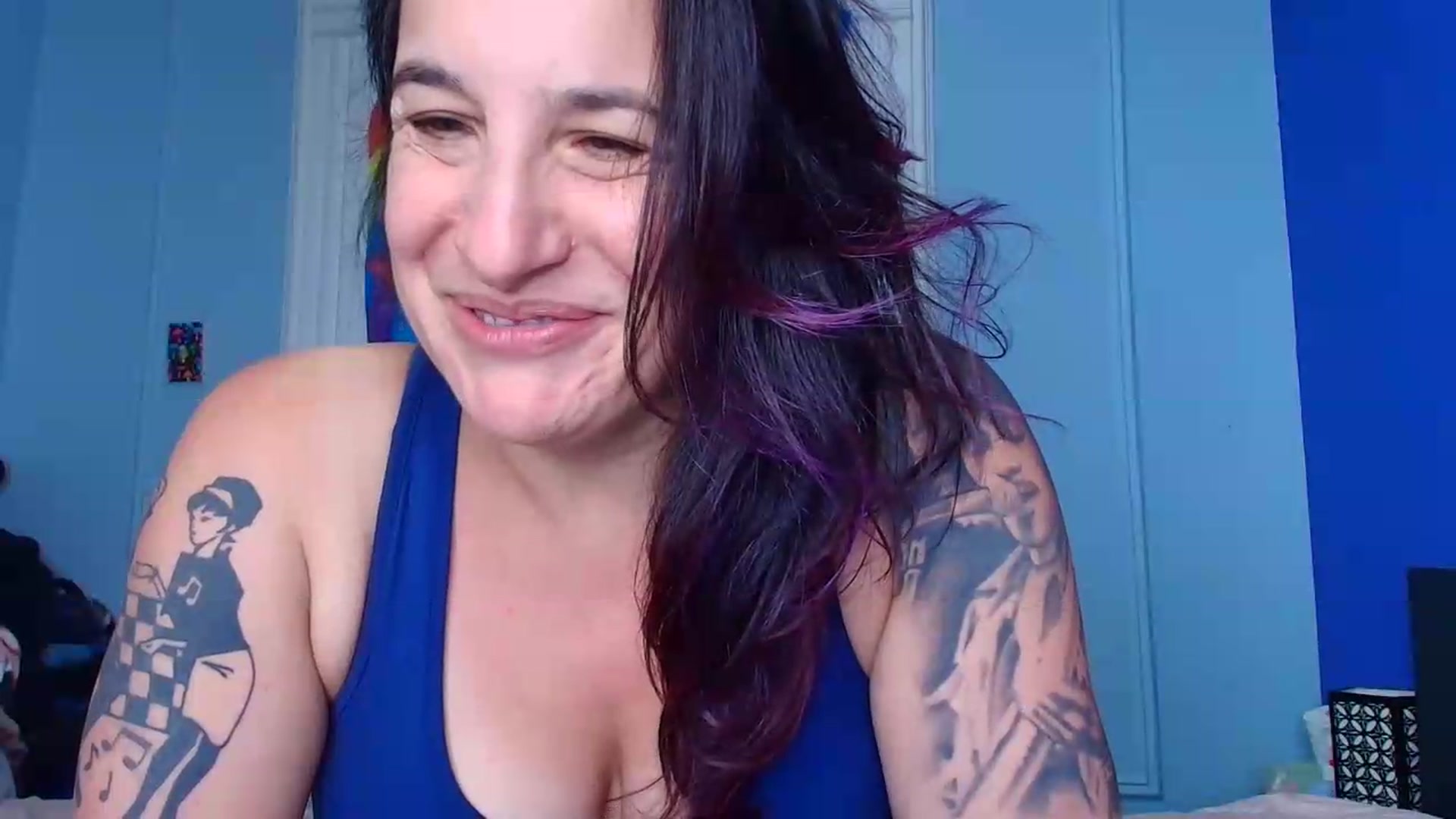 Gallery image thumbnail from abustybabe's myfreecams stream on, 07/06/2026, 21:51 image 9 of 20