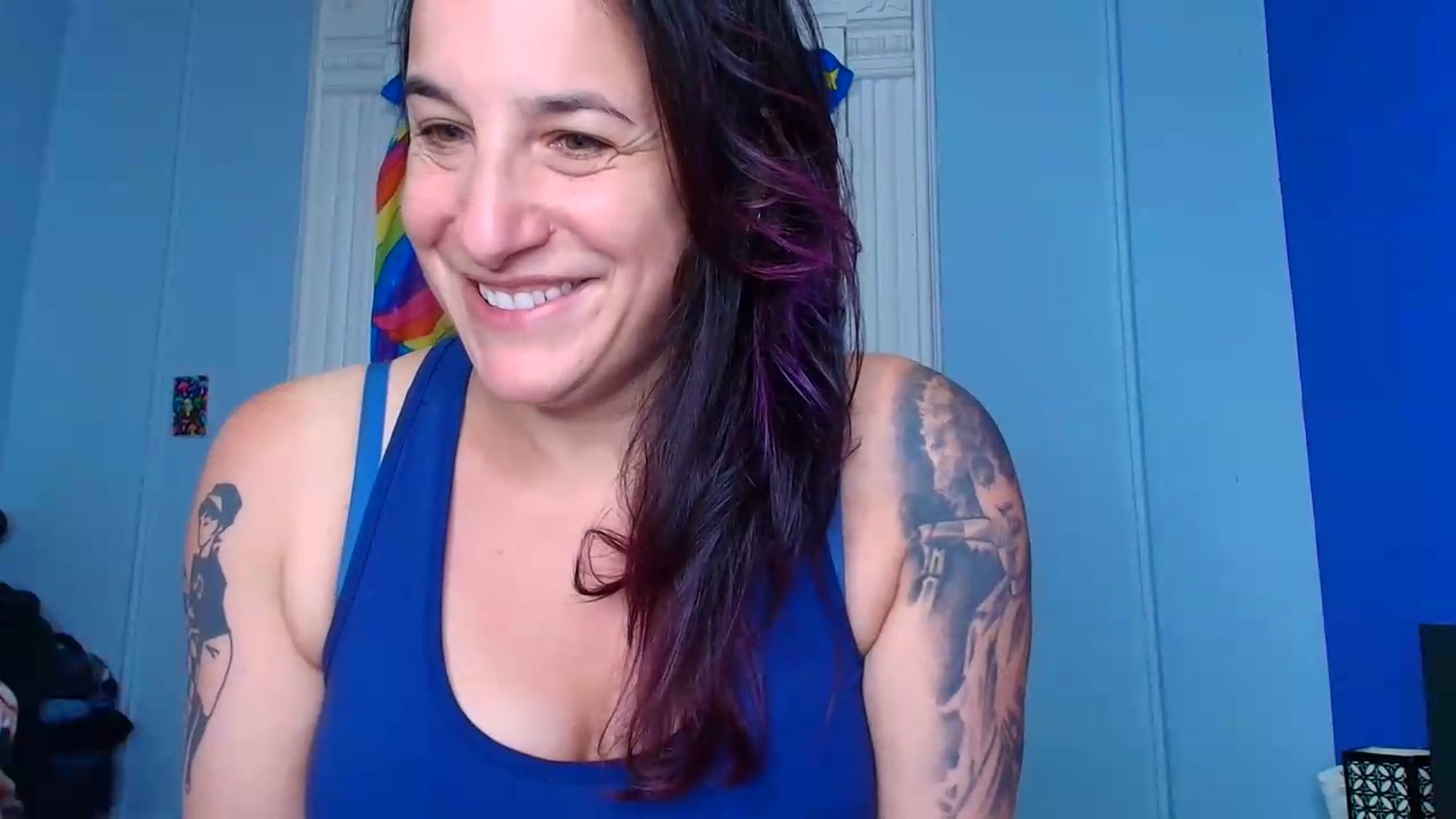Gallery image thumbnail from abustybabe's myfreecams stream on, 07/06/2026, 21:51 image 12 of 20
