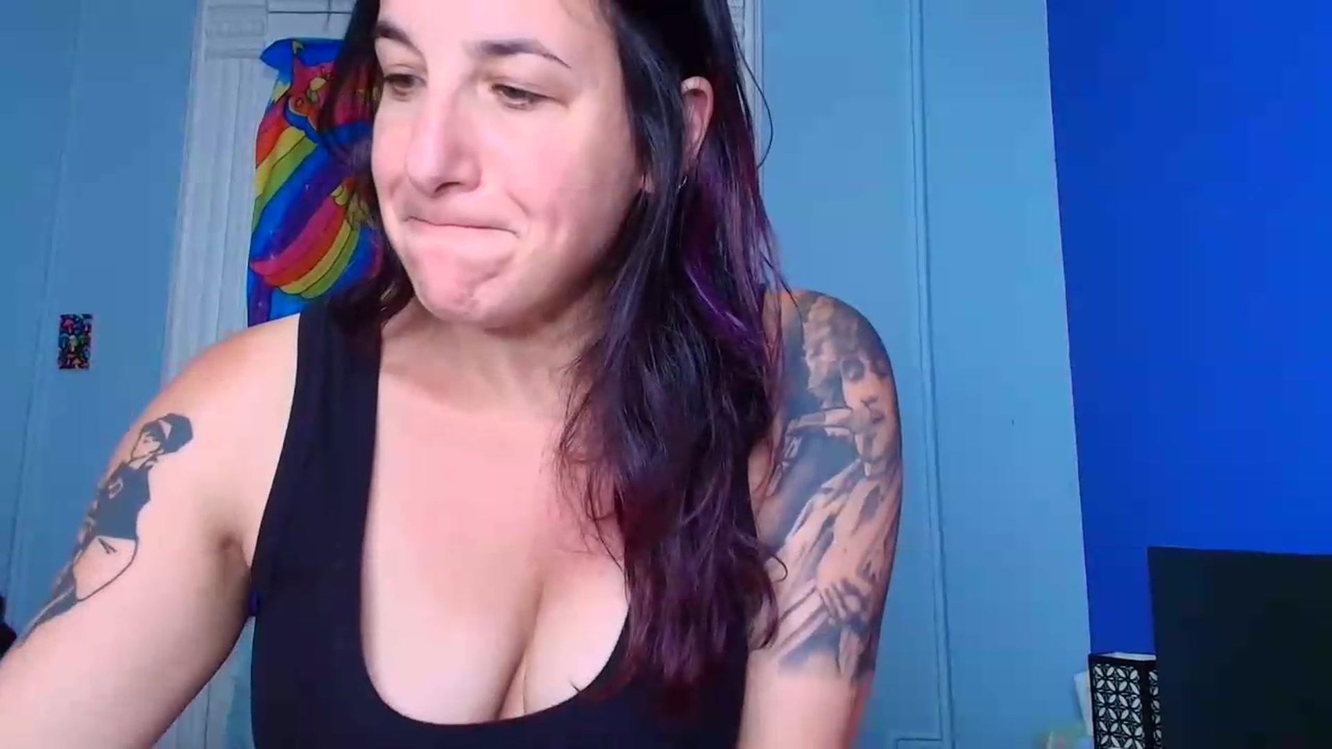Gallery image thumbnail from abustybabe's myfreecams stream on, 07/08/2026, 21:43 image 8 of 20