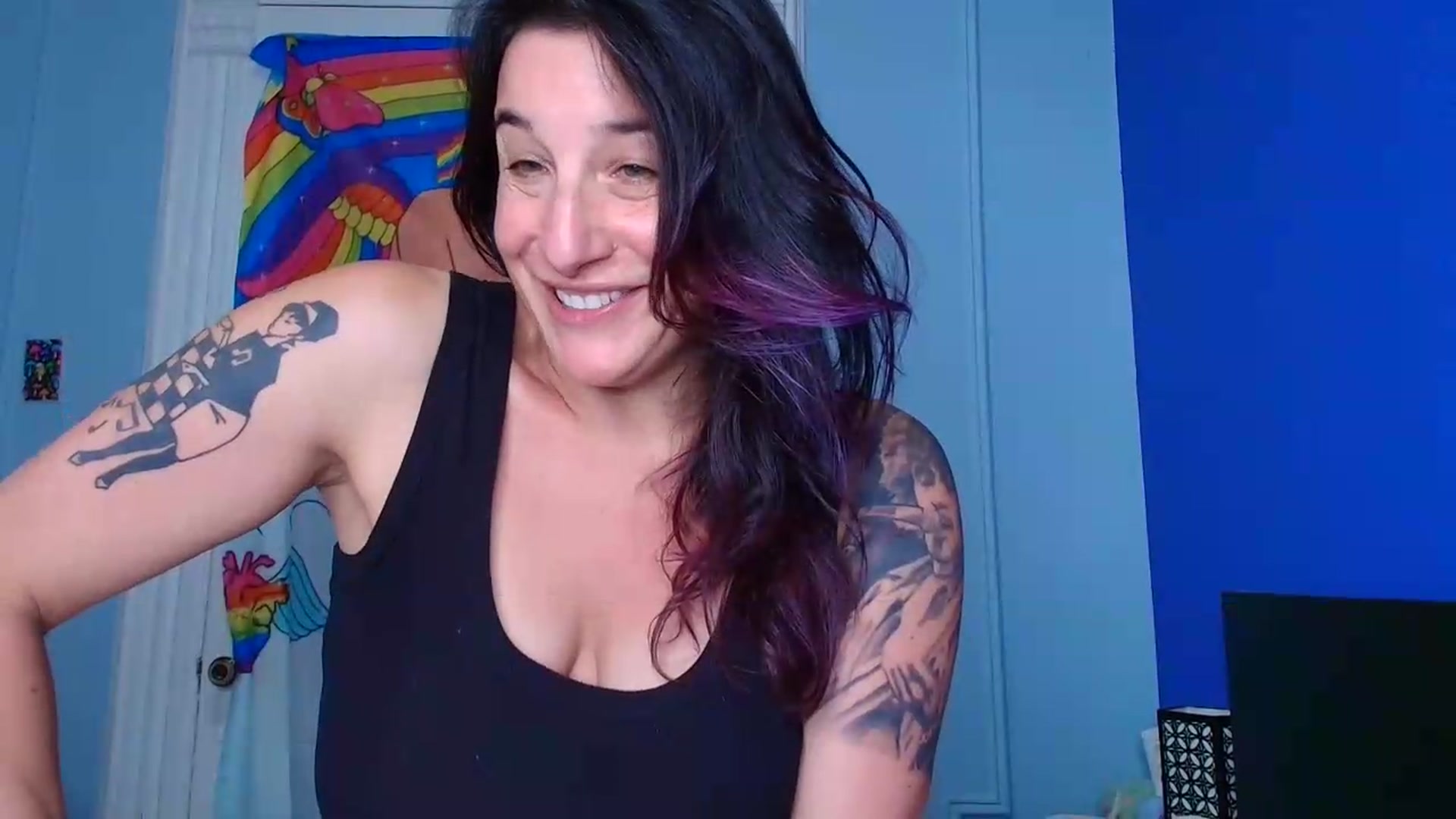 Gallery image thumbnail from abustybabe's myfreecams stream on, 07/08/2026, 21:43 image 19 of 20