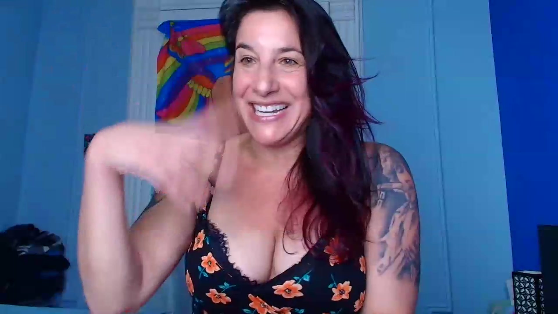 Gallery image thumbnail from abustybabe's myfreecams stream on, 07/13/2026, 21:32 image 3 of 20