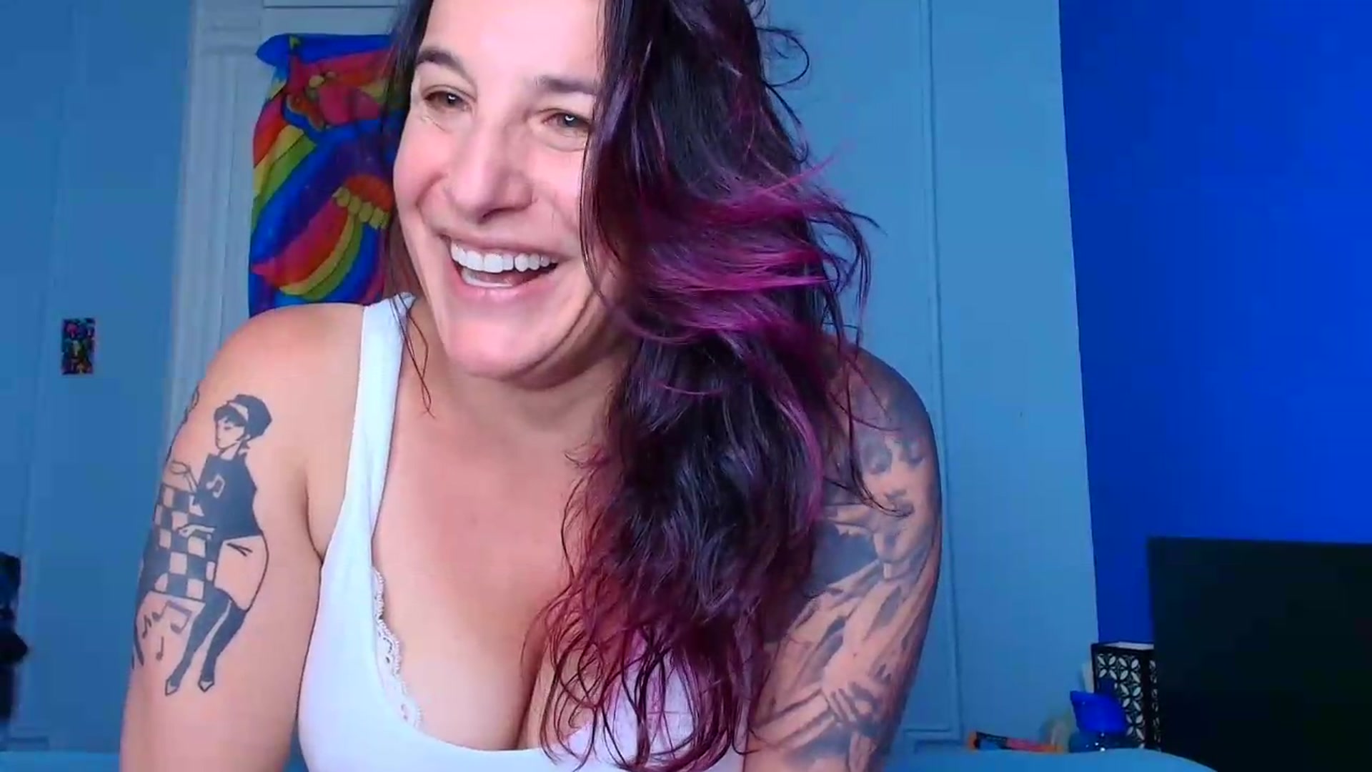 Gallery image thumbnail from abustybabe's myfreecams stream on, 07/15/2026, 20:23 image 14 of 20