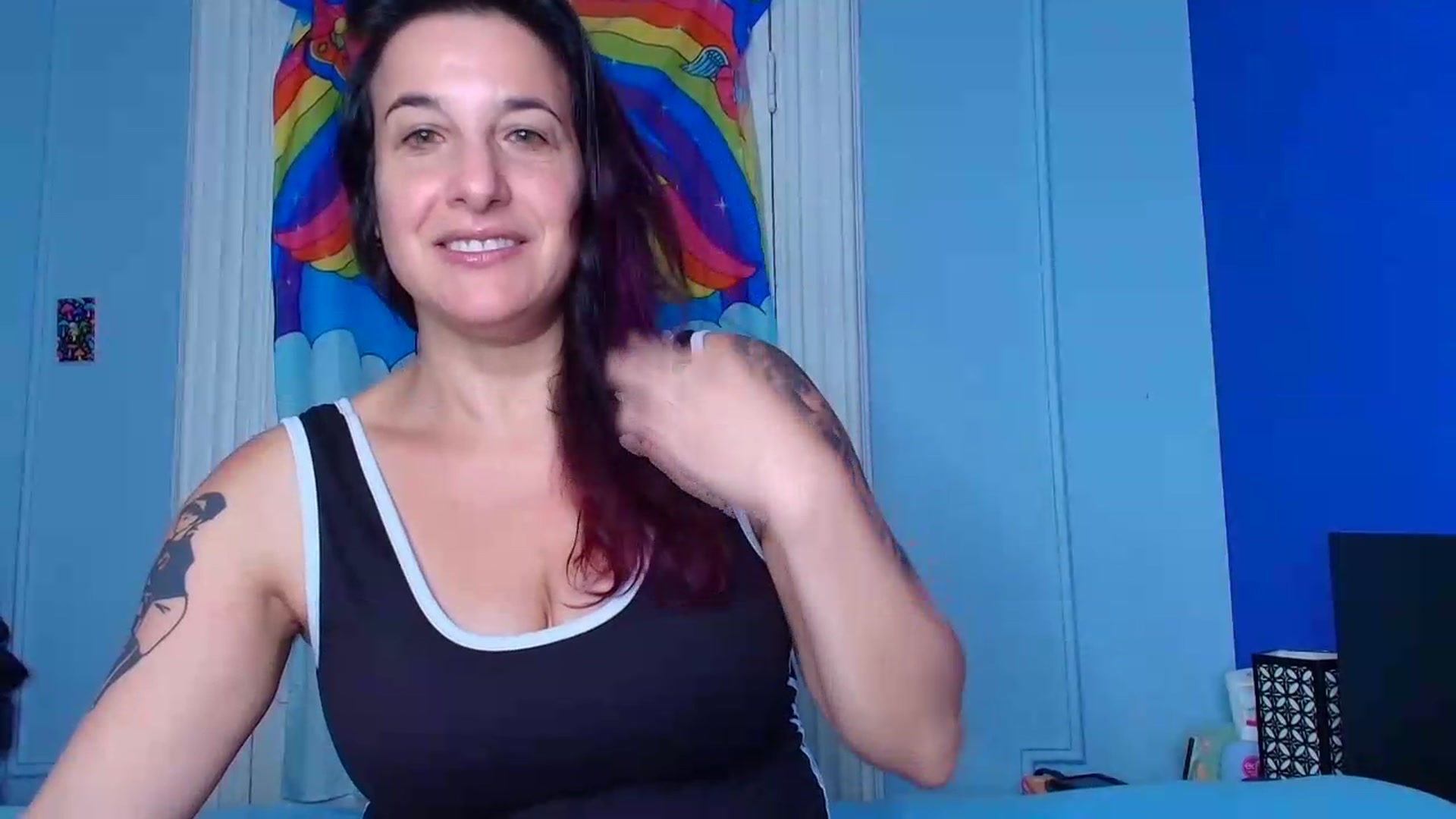 Gallery image thumbnail from abustybabe's myfreecams stream on, 07/17/2026, 21:06 image 2 of 20