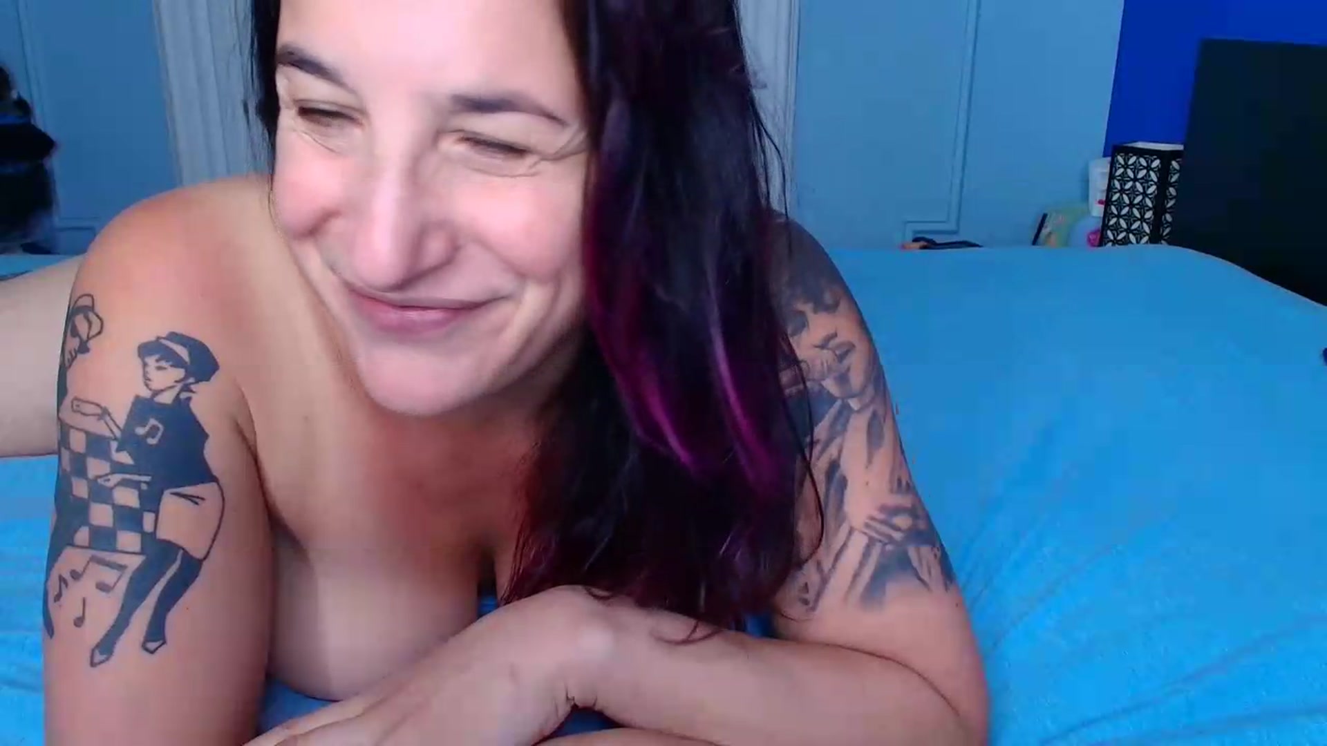 Gallery image thumbnail from abustybabe's myfreecams stream on, 07/17/2026, 21:06 image 13 of 20
