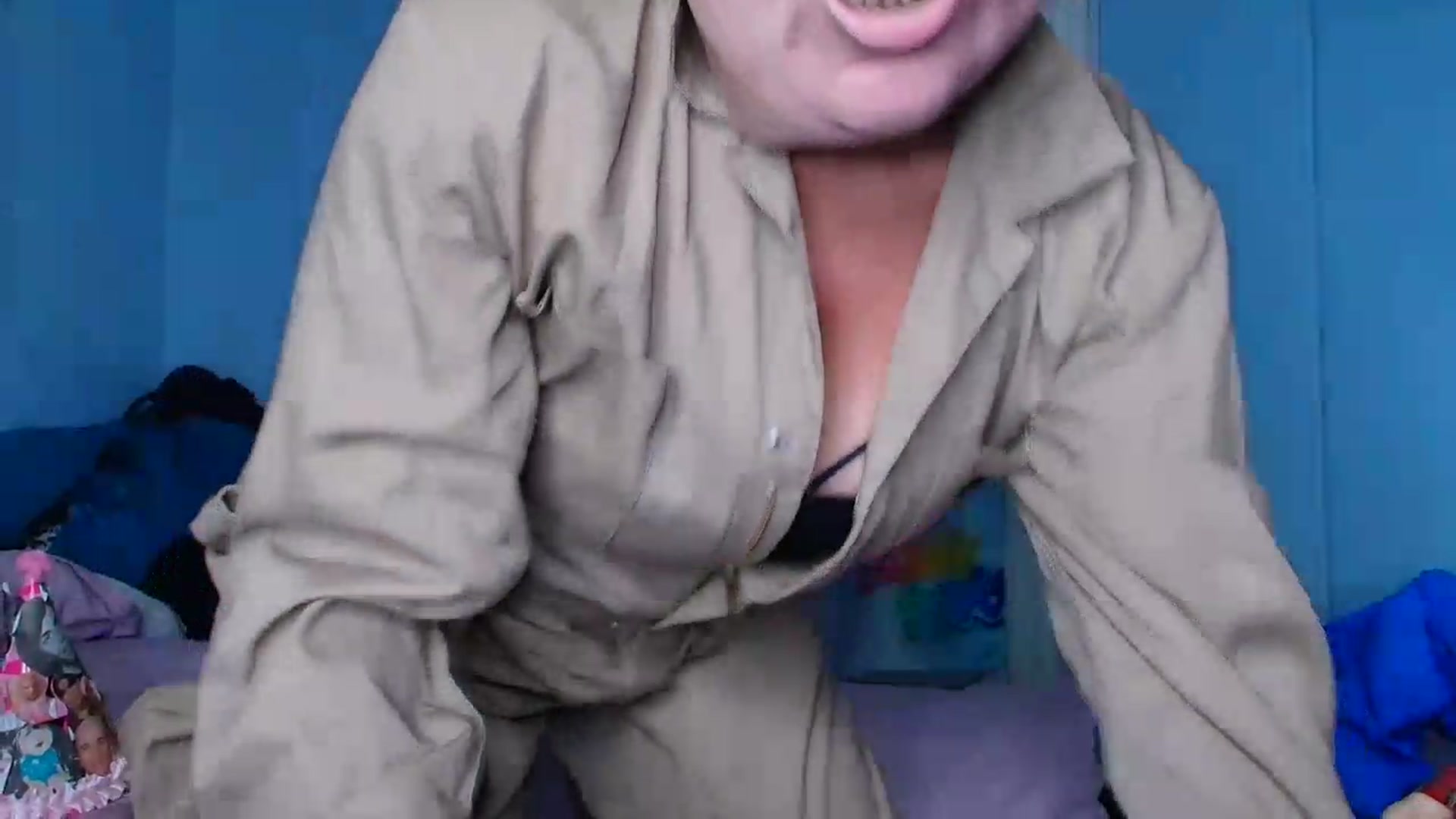 Gallery image thumbnail from abustybabe's myfreecams stream on, 07/28/2026, 21:36 image 5 of 20