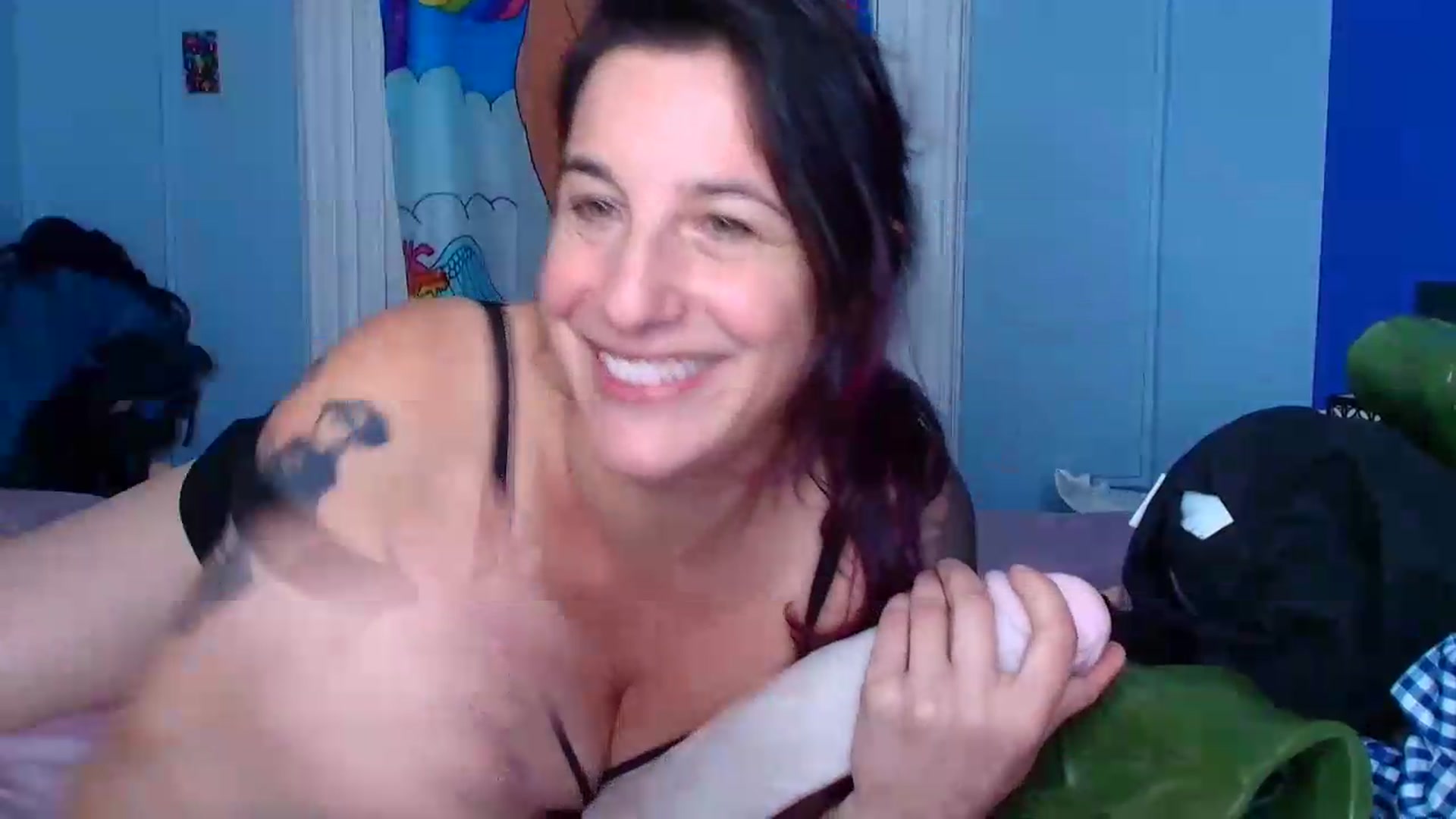Gallery image thumbnail from abustybabe's myfreecams stream on, 07/28/2026, 21:36 image 12 of 20