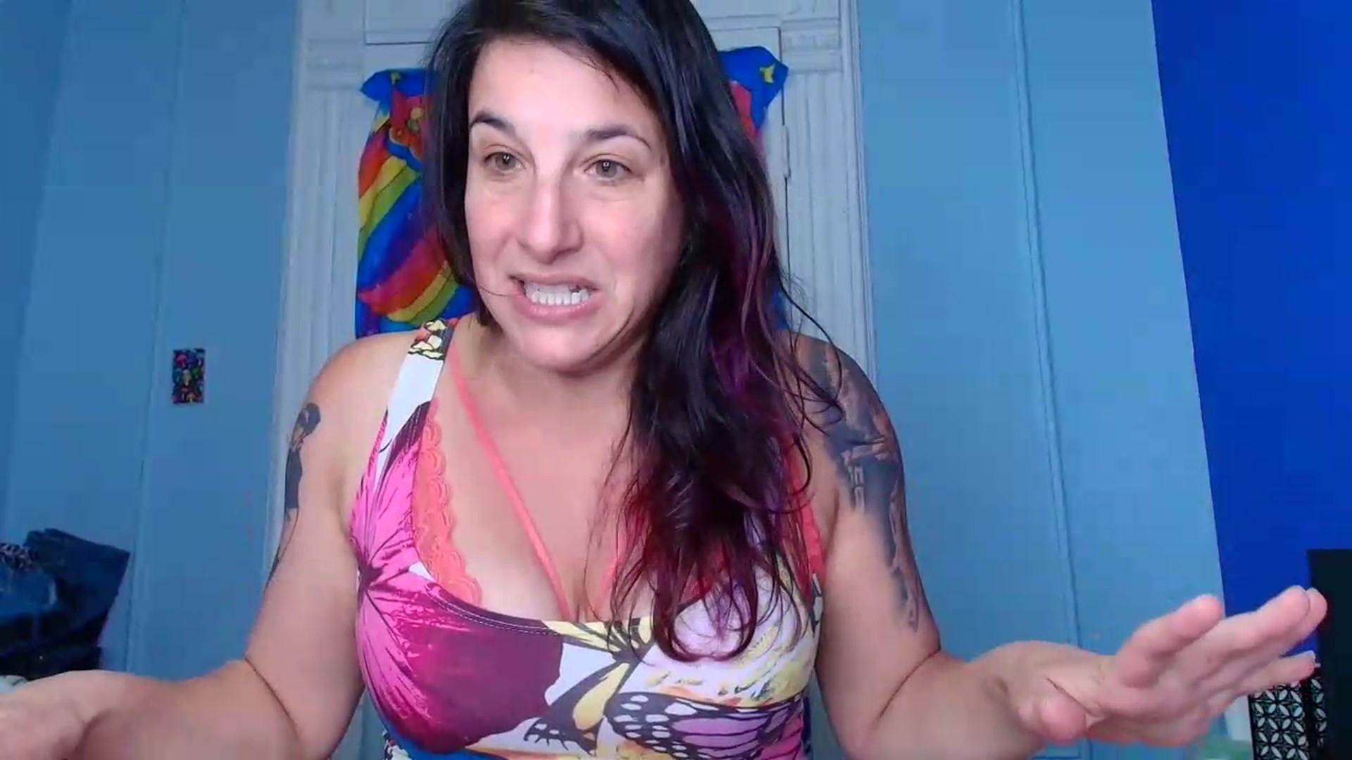 Gallery image thumbnail from abustybabe's myfreecams stream on, 07/29/2026, 21:36 image 4 of 20