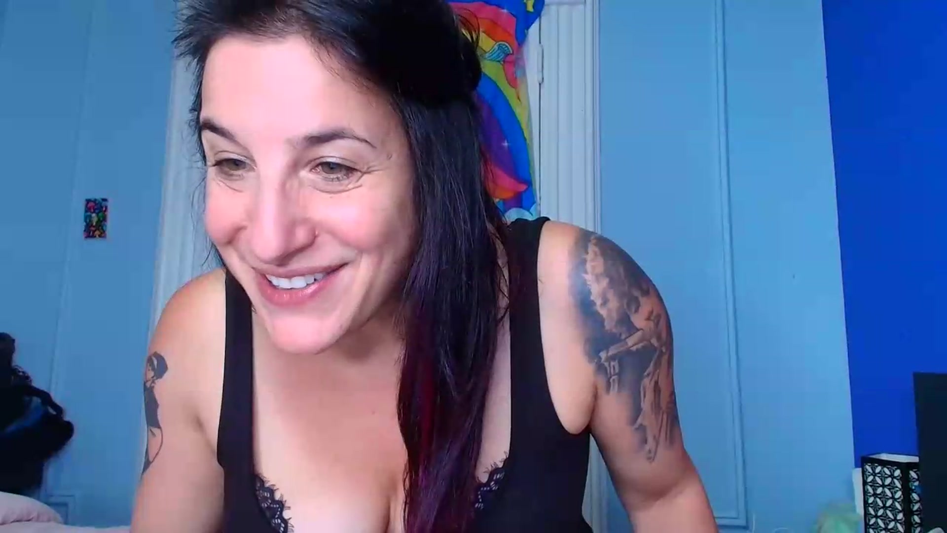 Gallery image thumbnail from abustybabe's myfreecams stream on, 08/05/2026, 21:23 image 13 of 20