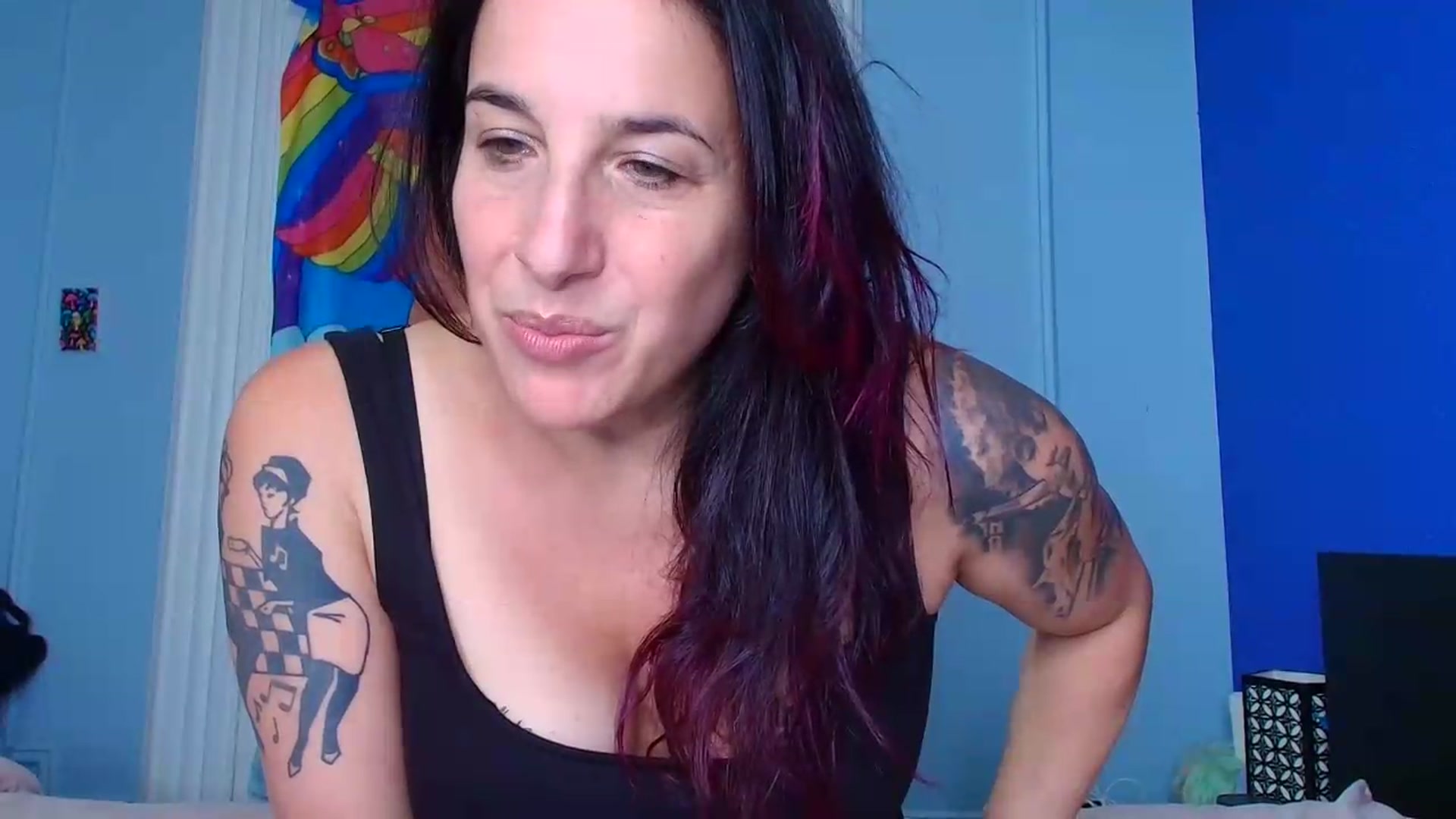 Gallery image thumbnail from abustybabe's myfreecams stream on, 08/05/2026, 21:23 image 6 of 20
