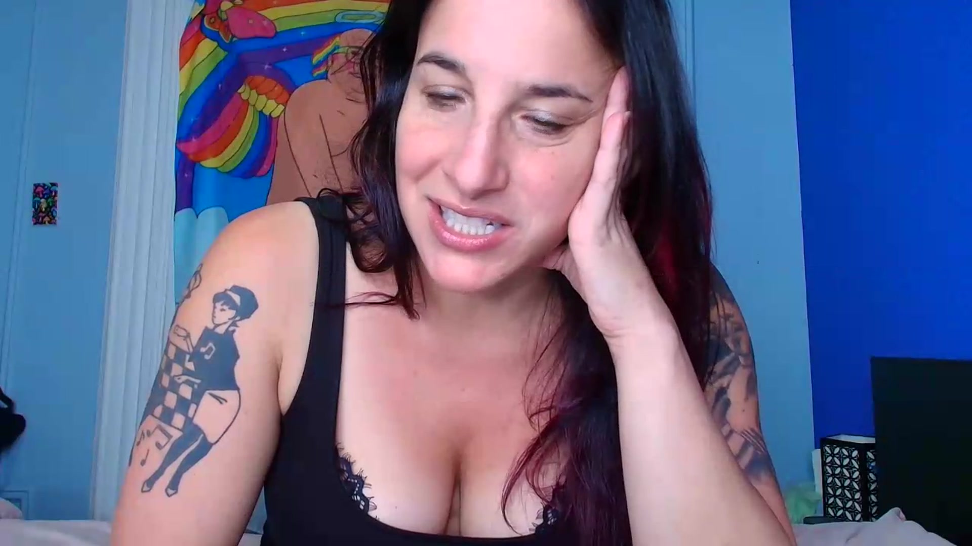 Gallery image thumbnail from abustybabe's myfreecams stream on, 08/05/2026, 21:23 image 2 of 20