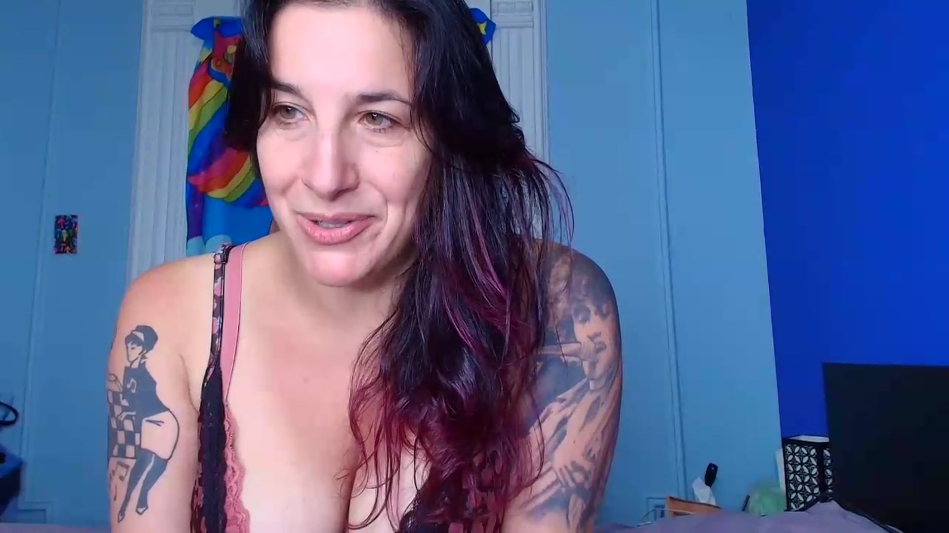 Gallery image thumbnail from abustybabe's myfreecams stream on, 08/10/2026, 21:26 image 3 of 20