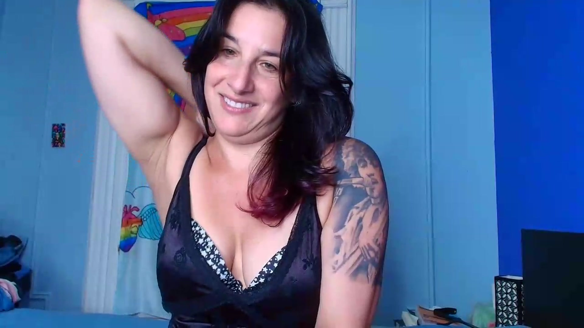 Gallery image thumbnail from abustybabe's myfreecams stream on, 08/18/2026, 21:25 image 6 of 20