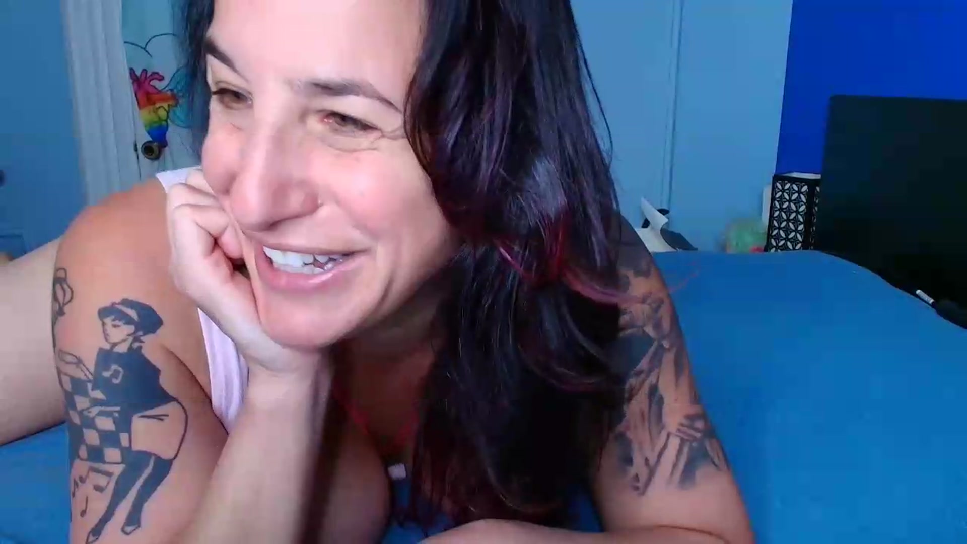 Gallery image thumbnail from abustybabe's myfreecams stream on, 08/21/2026, 21:30 image 7 of 20