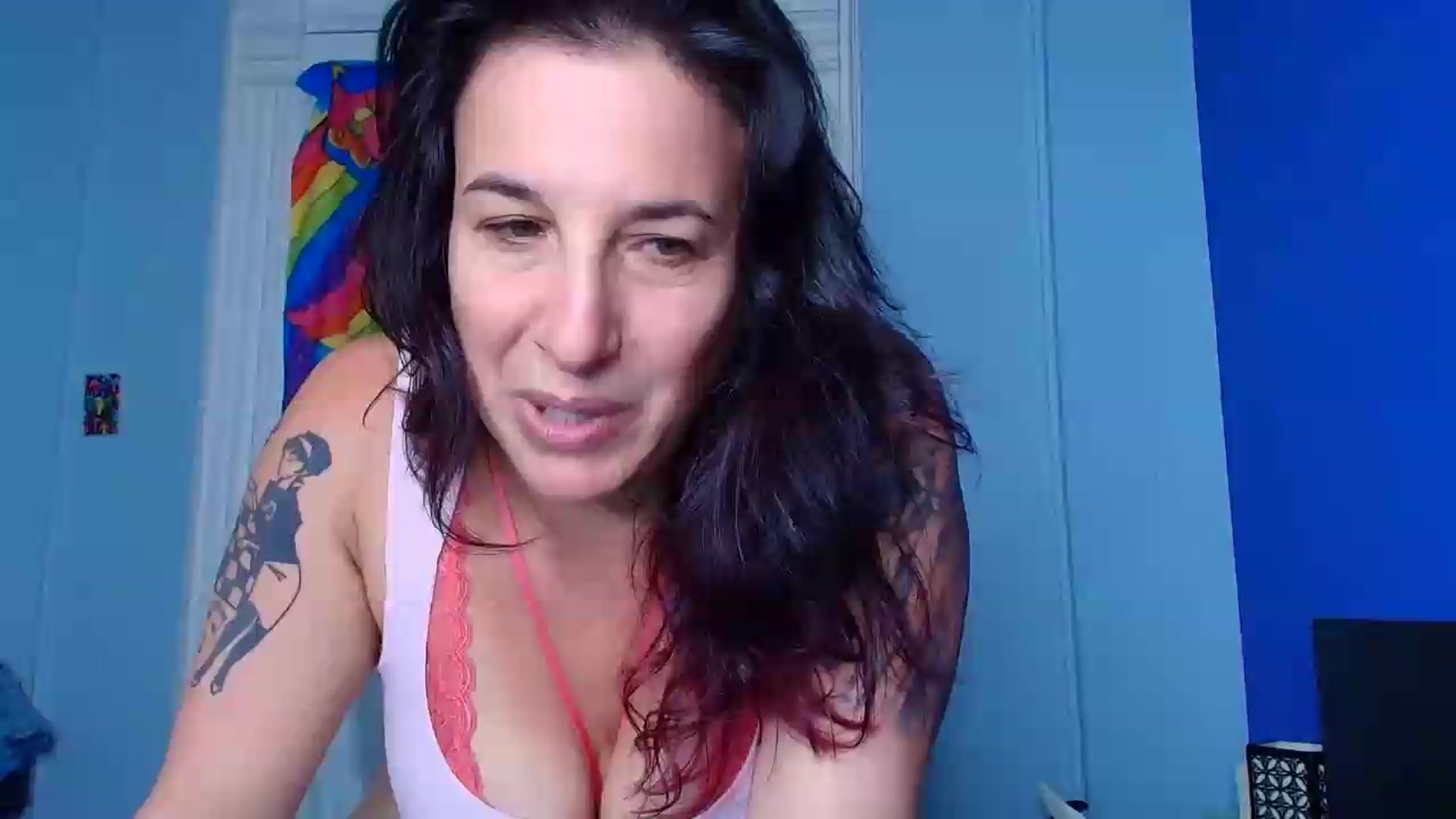 Gallery image thumbnail from abustybabe's myfreecams stream on, 08/21/2026, 21:30 image 6 of 20