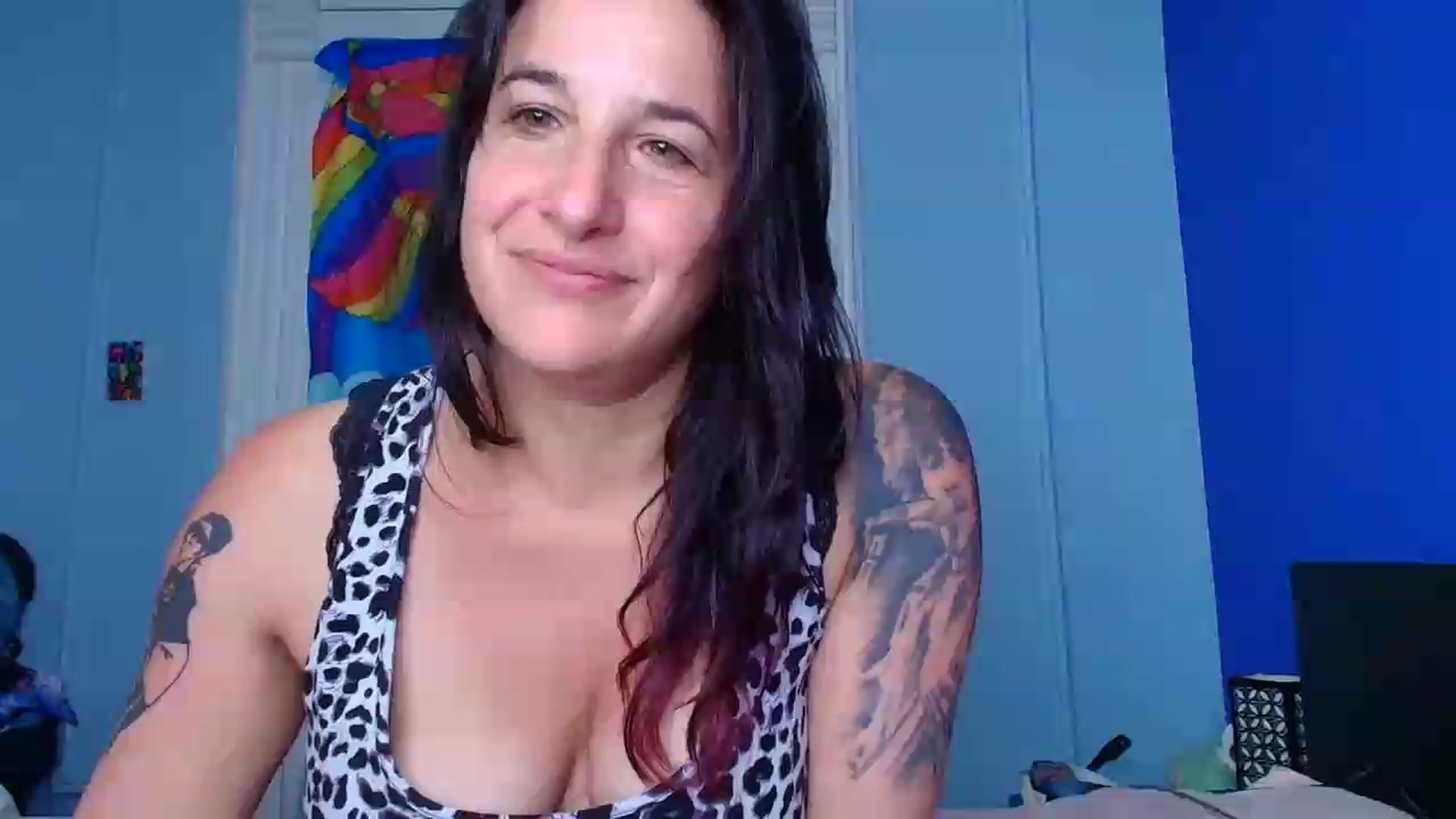 Gallery image thumbnail from abustybabe's myfreecams stream on, 08/26/2026, 21:27 image 9 of 20