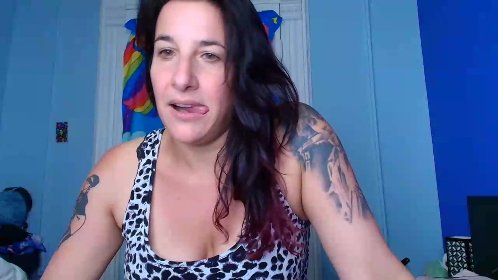 Gallery image thumbnail from abustybabe's myfreecams stream on, 08/26/2026, 21:27 image 6 of 20