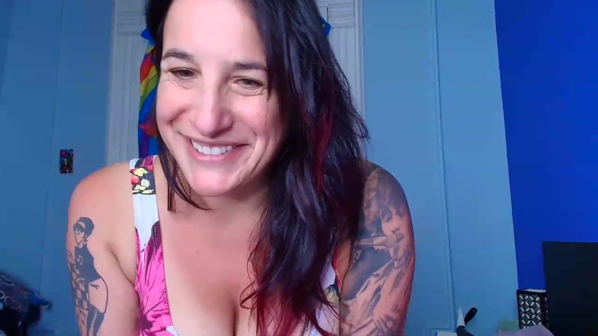 Gallery image thumbnail from abustybabe's myfreecams stream on, 09/01/2026, 21:15 image 16 of 20