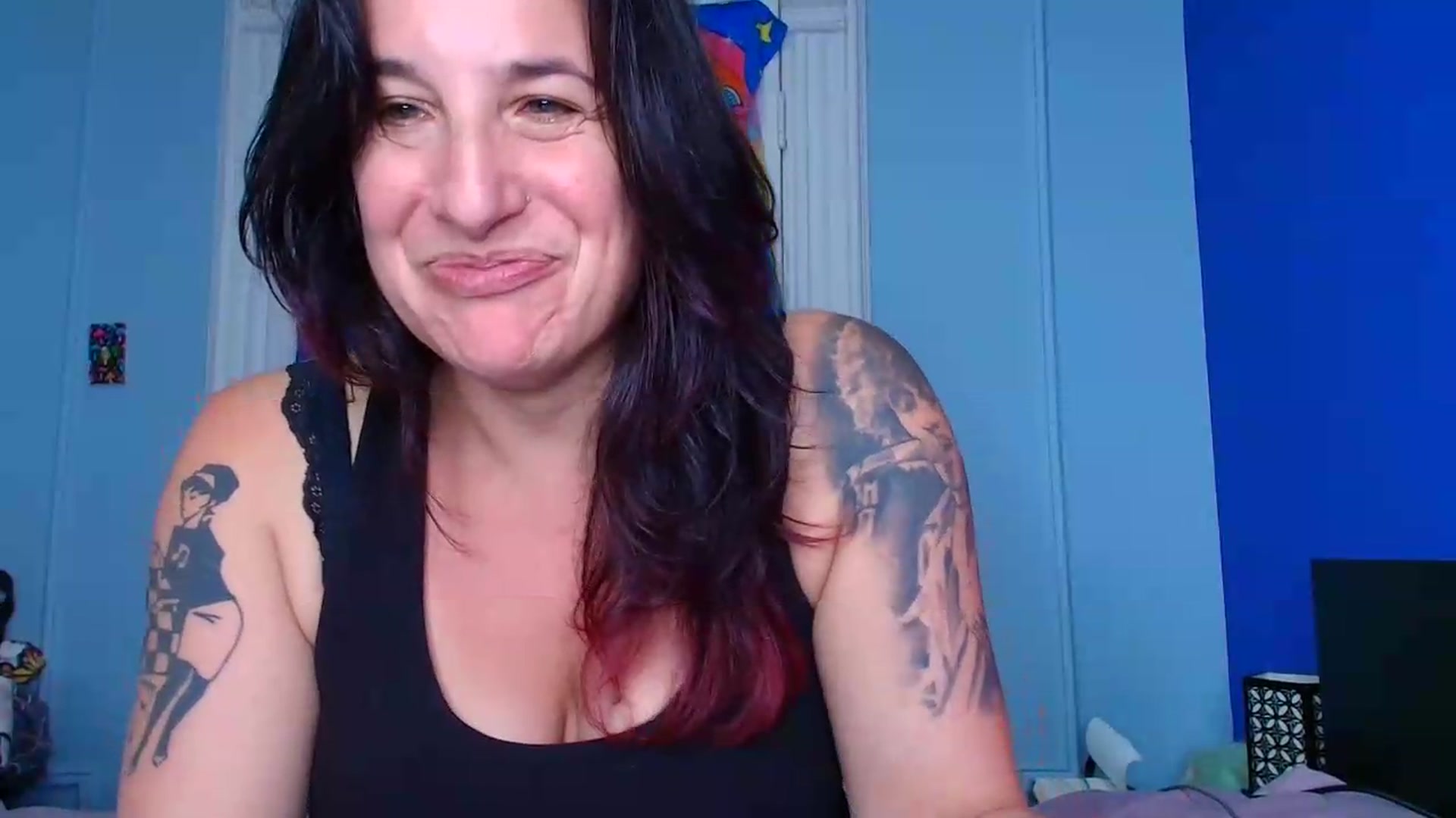 Gallery image thumbnail from abustybabe's myfreecams stream on, 09/04/2026, 21:25 image 9 of 20