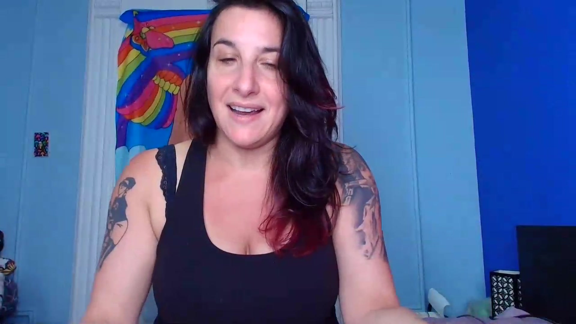 Gallery image thumbnail from abustybabe's myfreecams stream on, 09/04/2026, 21:25 image 8 of 20