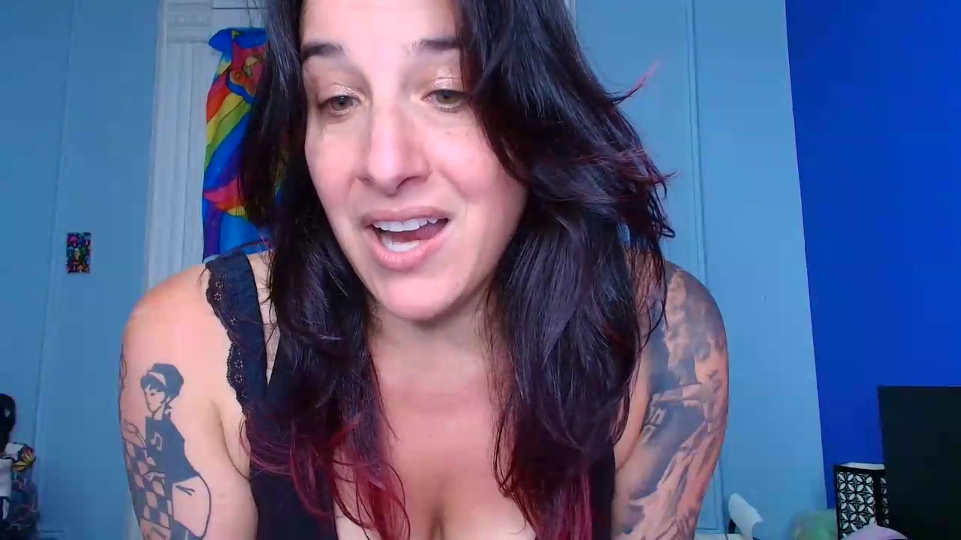 Gallery image thumbnail from abustybabe's myfreecams stream on, 09/04/2026, 21:25 image 4 of 20