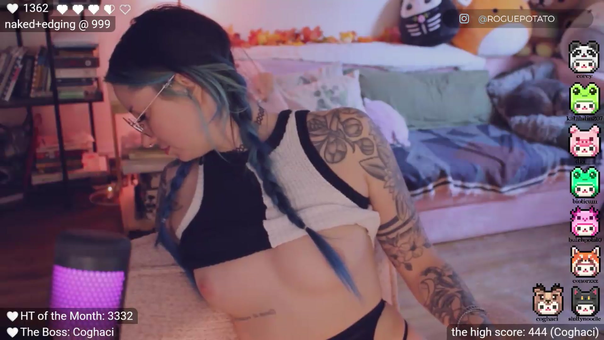 Gallery image thumbnail from actually_ashe's myfreecams stream on, 09/19/2026, 24:01 image 13 of 20