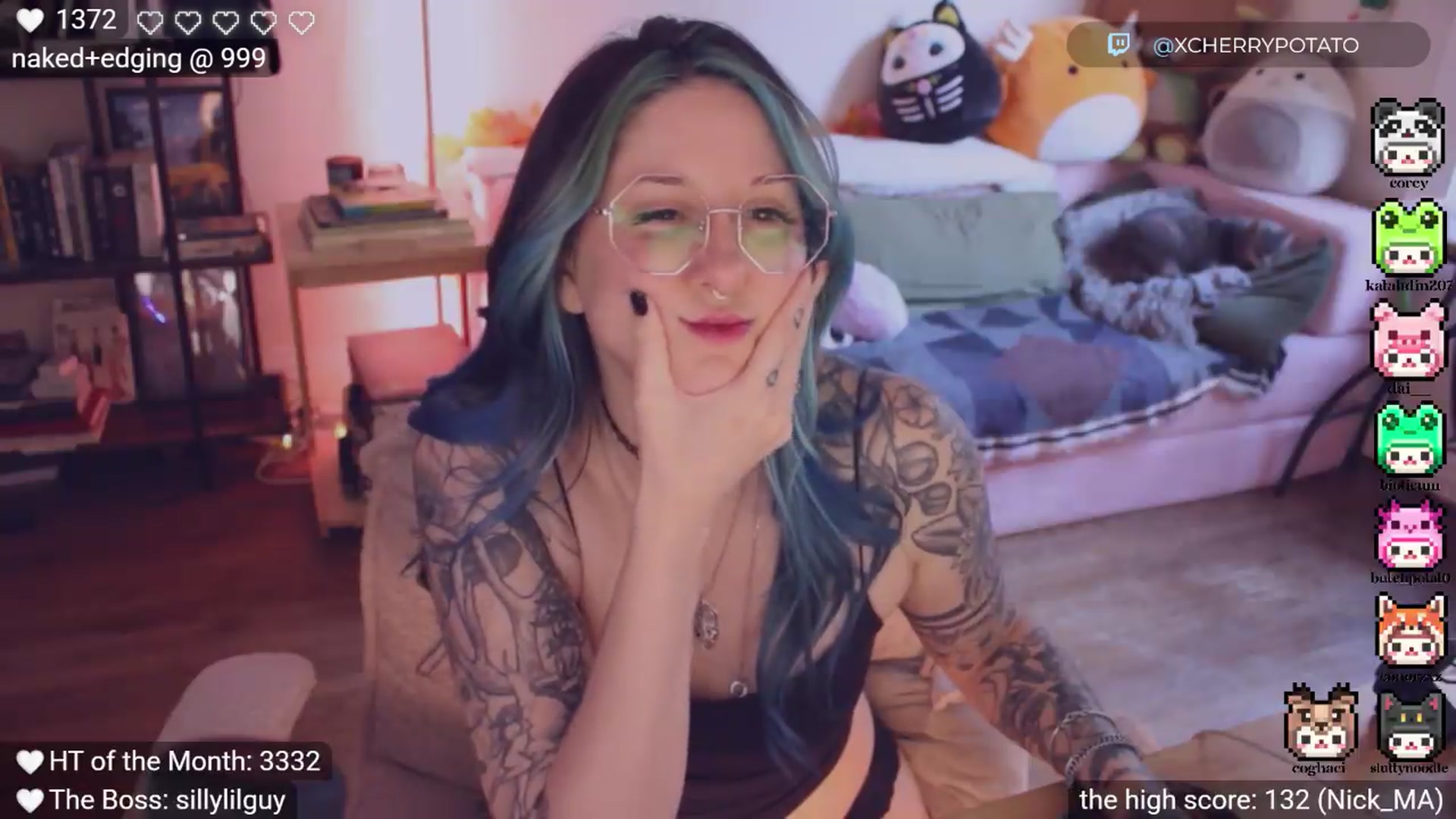 Gallery image thumbnail from actually_ashe's myfreecams stream on, 09/20/2026, 24:14 image 9 of 20