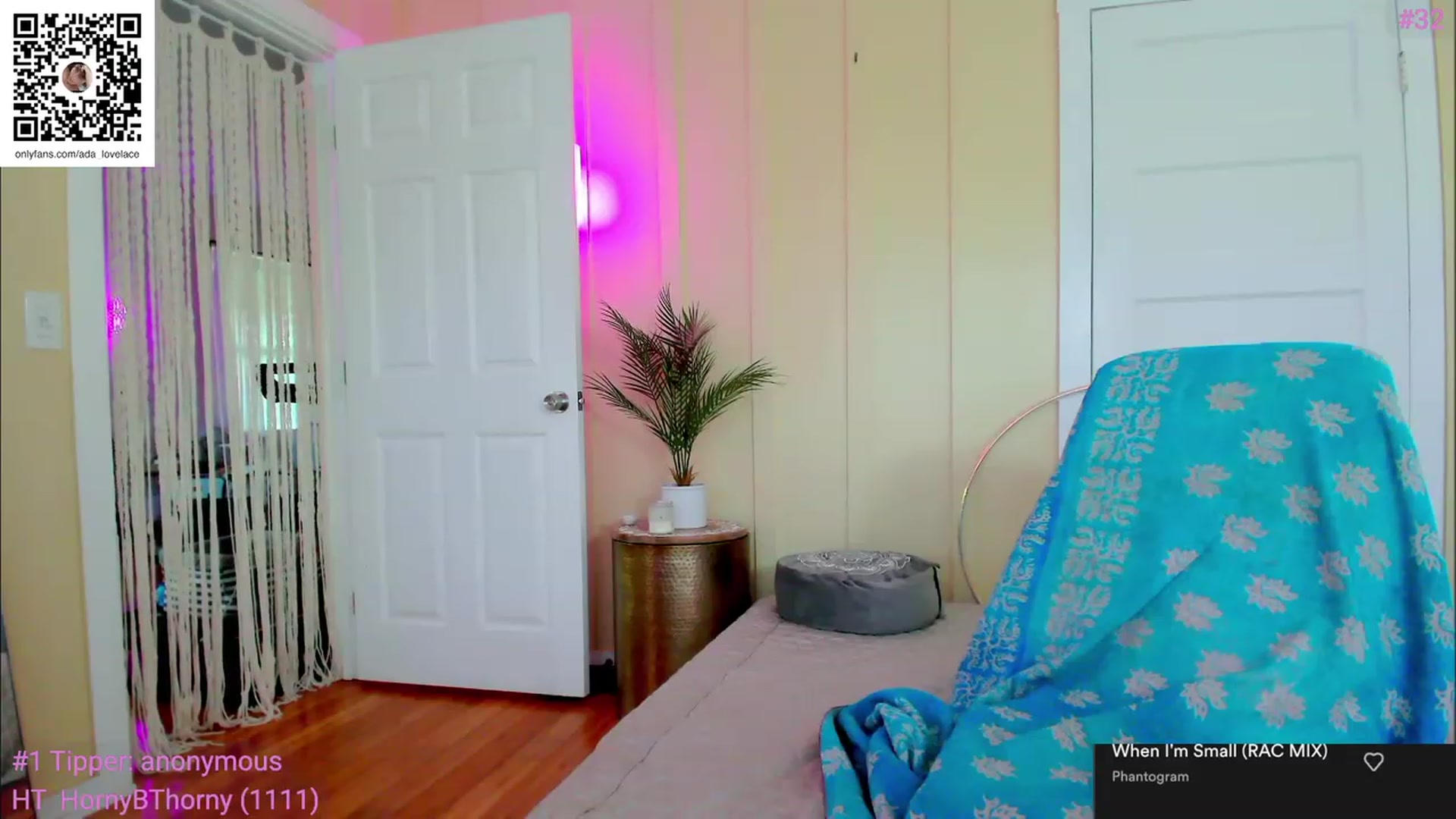 Gallery image thumbnail from ada_lovelace's myfreecams stream on, 02/26/2023, 02:17 image 15 of 20
