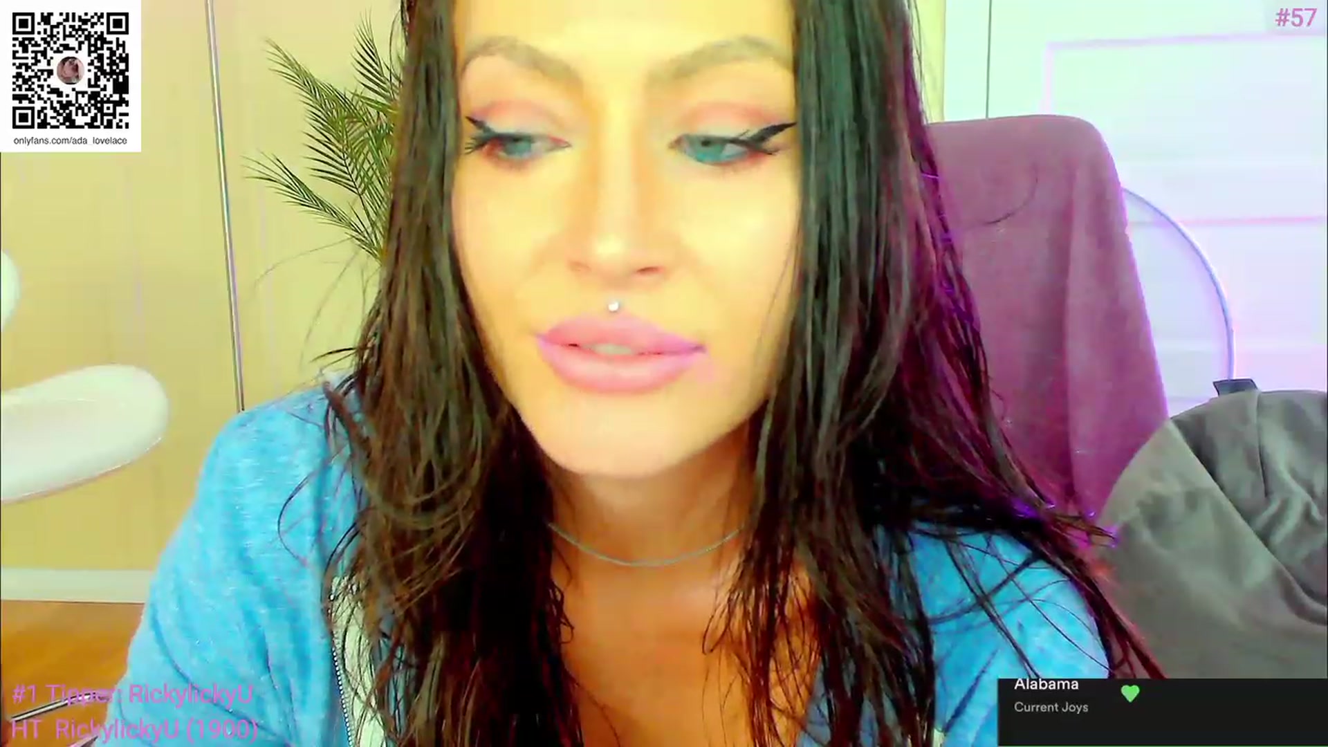Gallery image thumbnail from ada_lovelace's myfreecams stream on, 03/01/2023, 21:20 image 17 of 20
