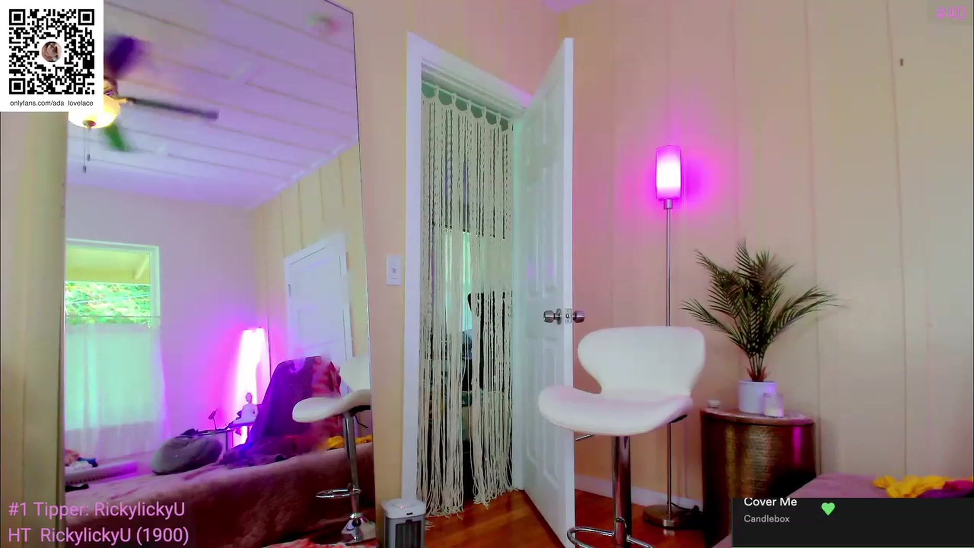 Gallery image thumbnail from ada_lovelace's myfreecams stream on, 03/02/2023, 24:13 image 10 of 20
