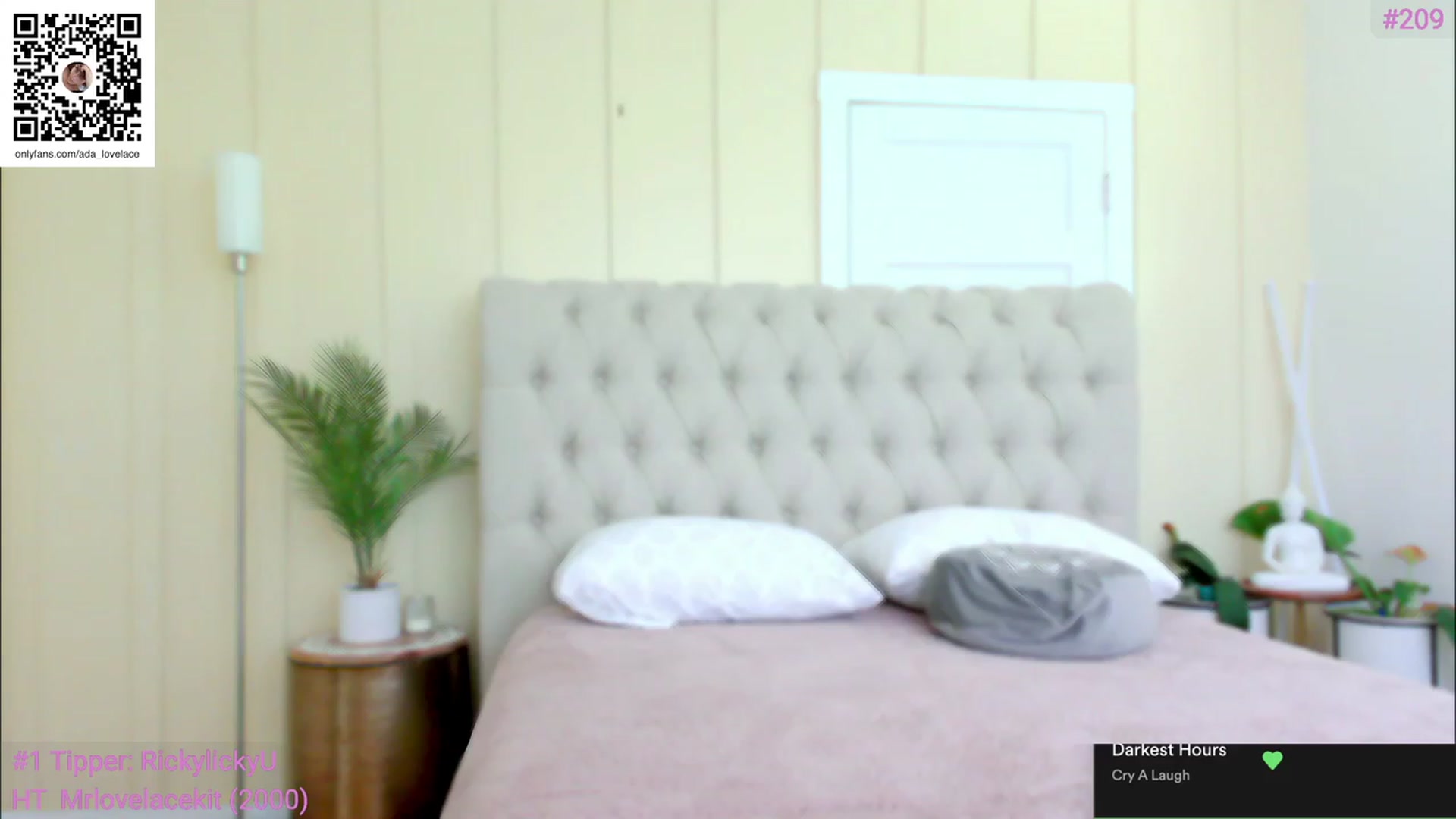 Gallery image thumbnail from ada_lovelace's myfreecams stream on, 03/26/2023, 24:05 image 5 of 20