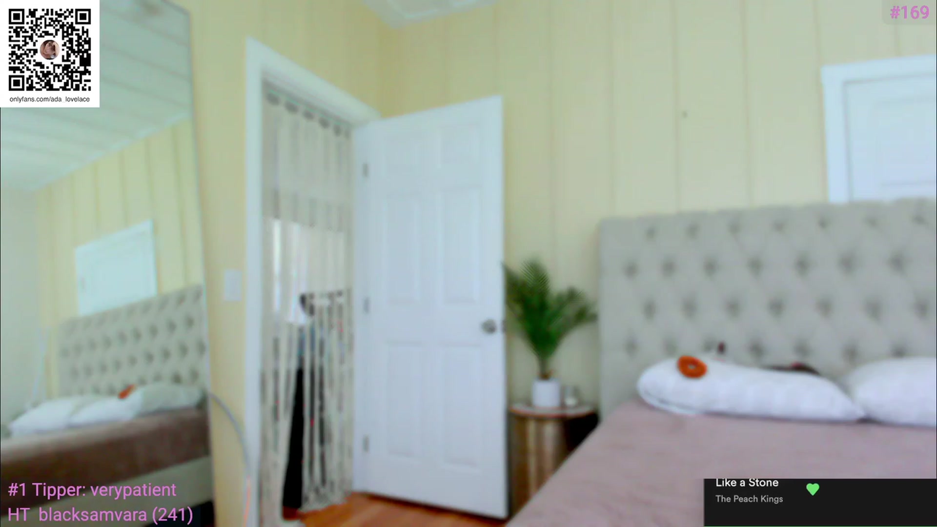 Gallery image thumbnail from ada_lovelace's myfreecams stream on, 03/28/2023, 19:44 image 19 of 20