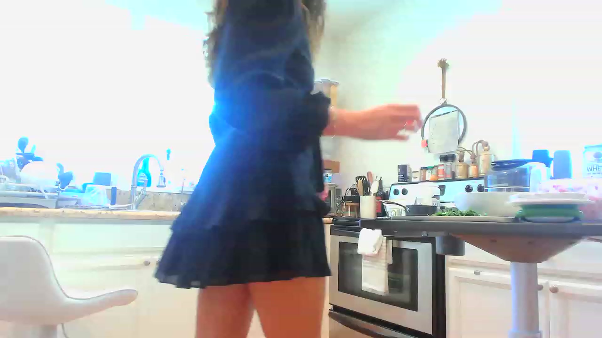 Gallery image thumbnail from ada_lovelace's myfreecams stream on, 04/15/2023, 23:26 image 11 of 20